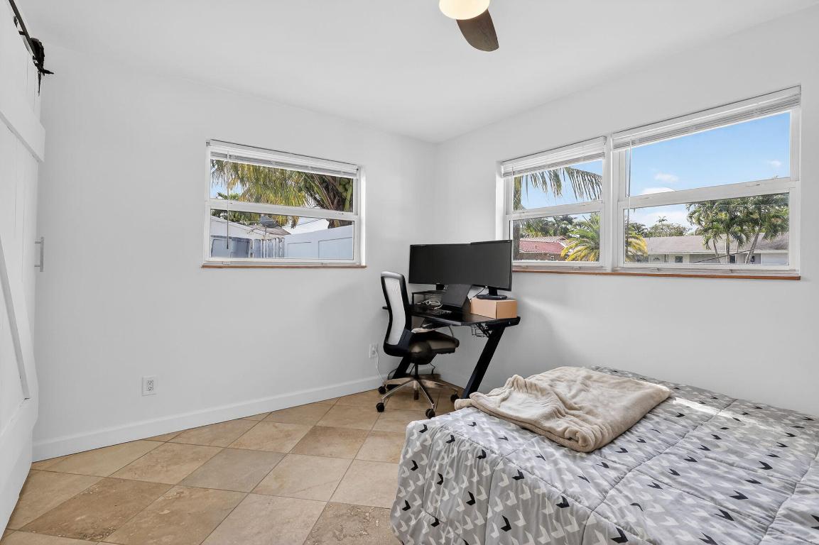 AVON HEIGHTS - Residential