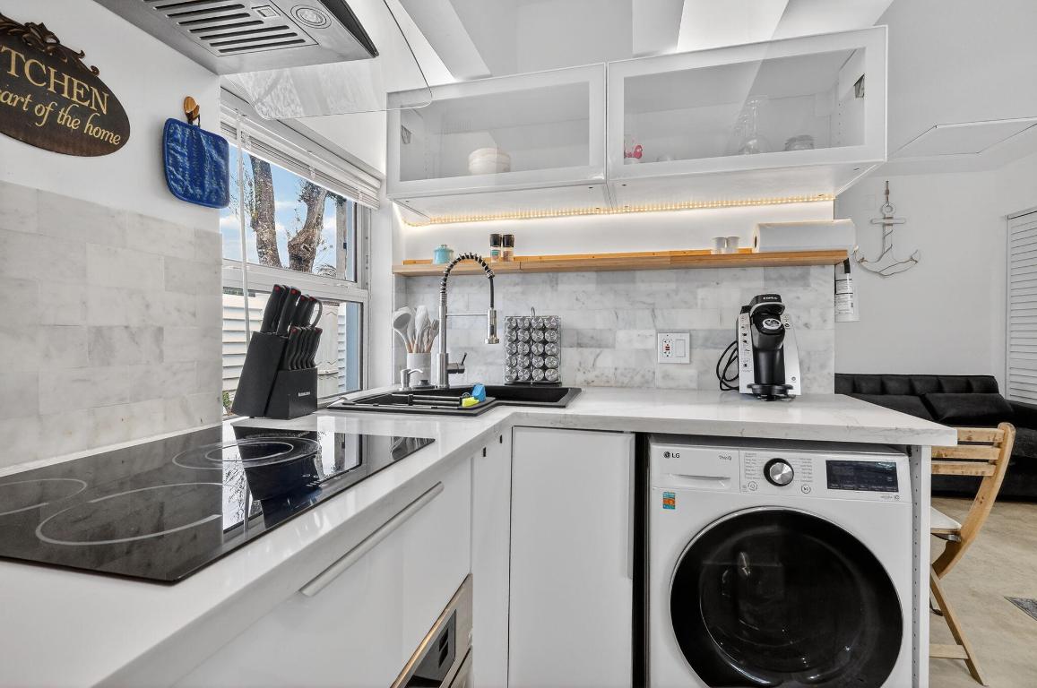 AVON HEIGHTS - Residential