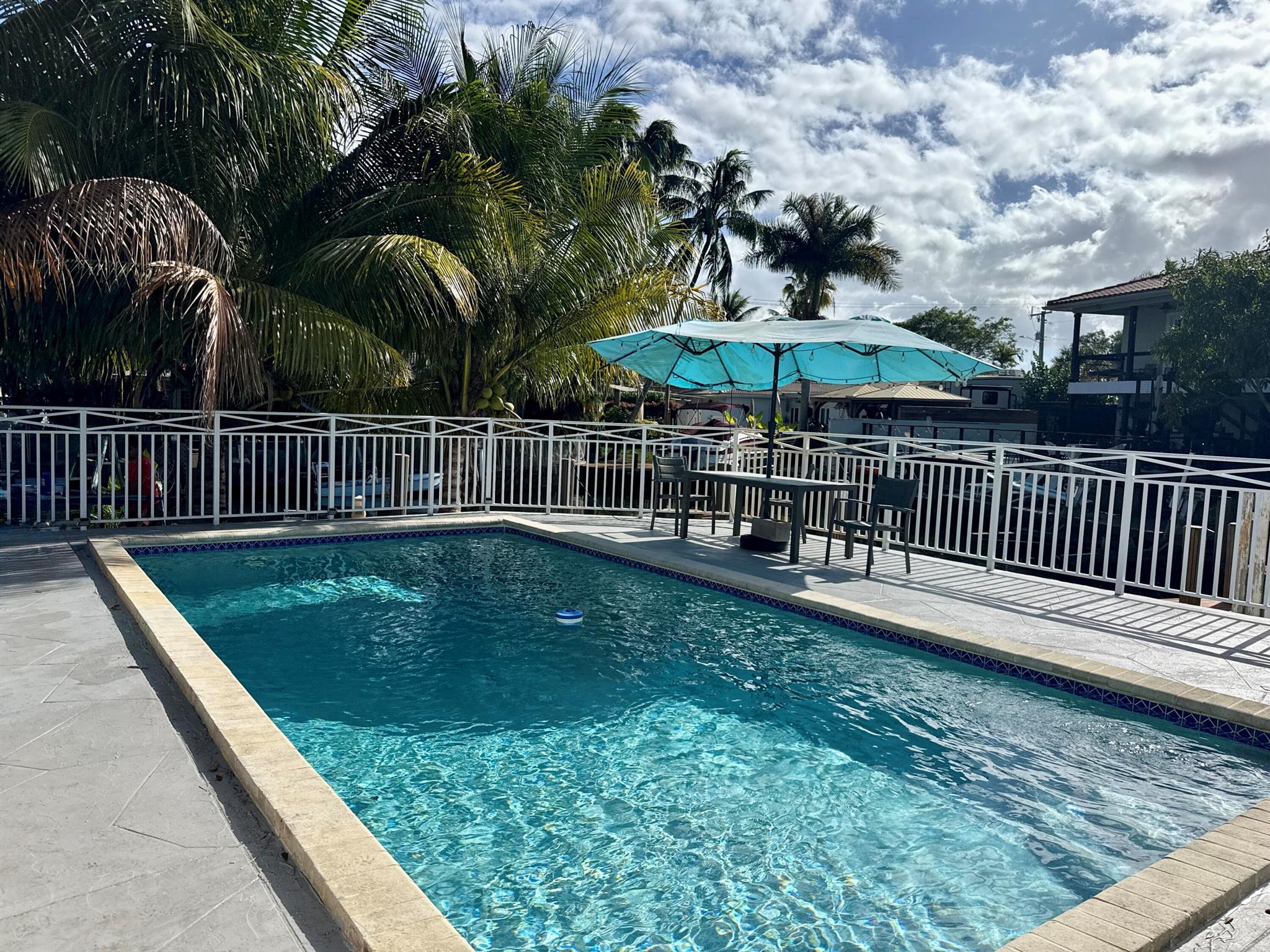 AVON HEIGHTS - Residential