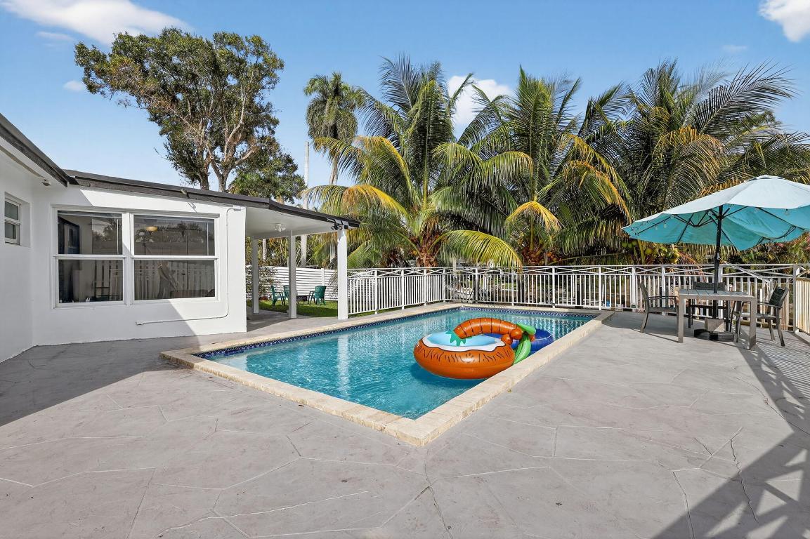 AVON HEIGHTS - Residential