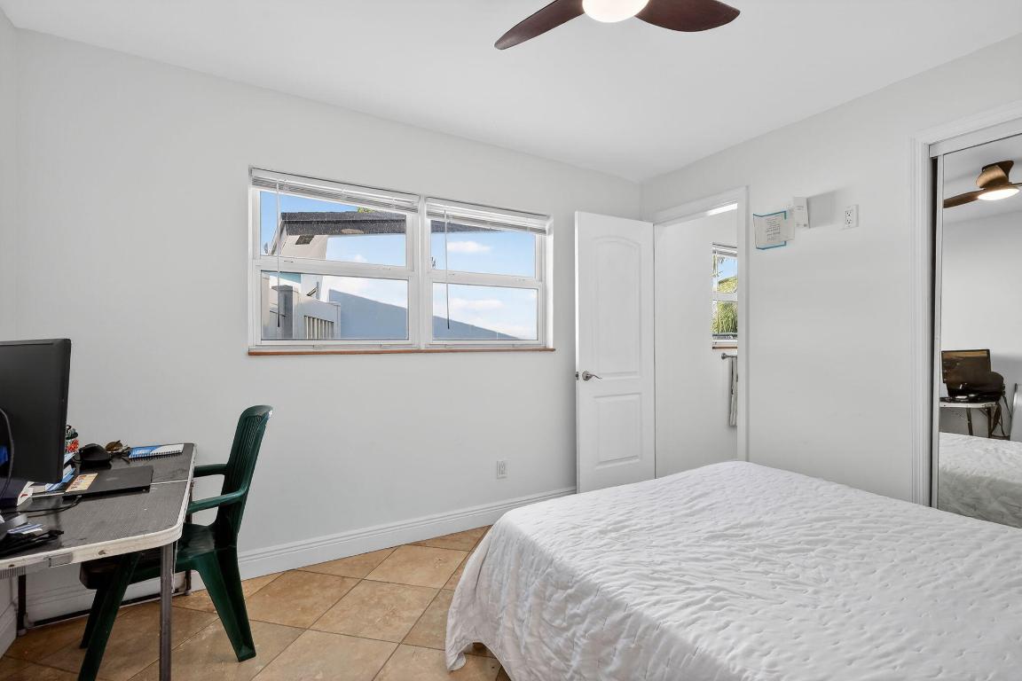 AVON HEIGHTS - Residential