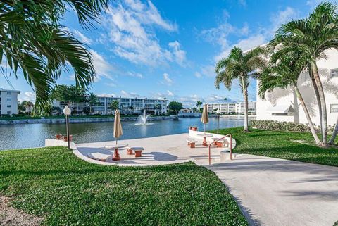 A home in Lake Worth