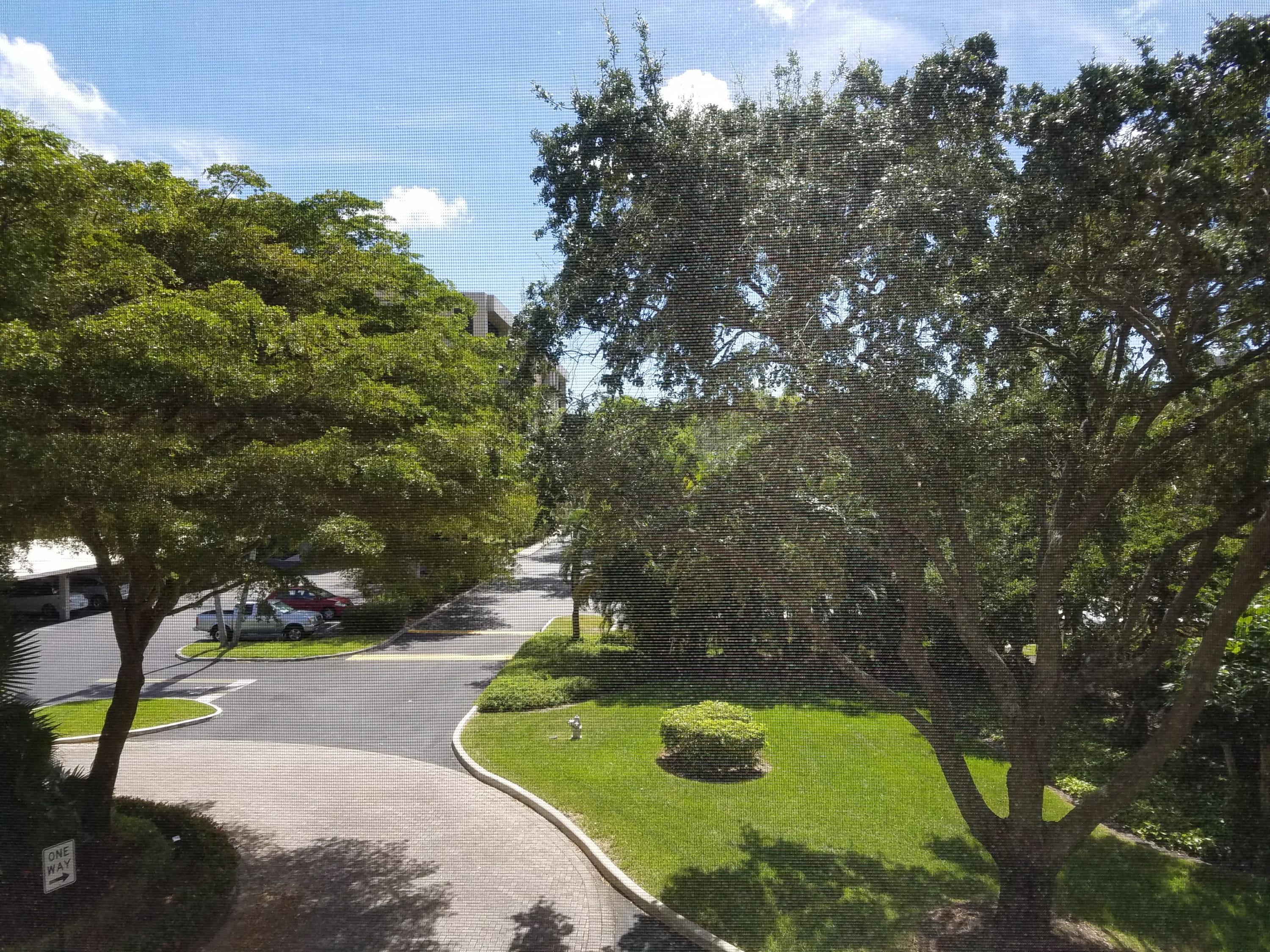 LAUREL OAKS - Residential