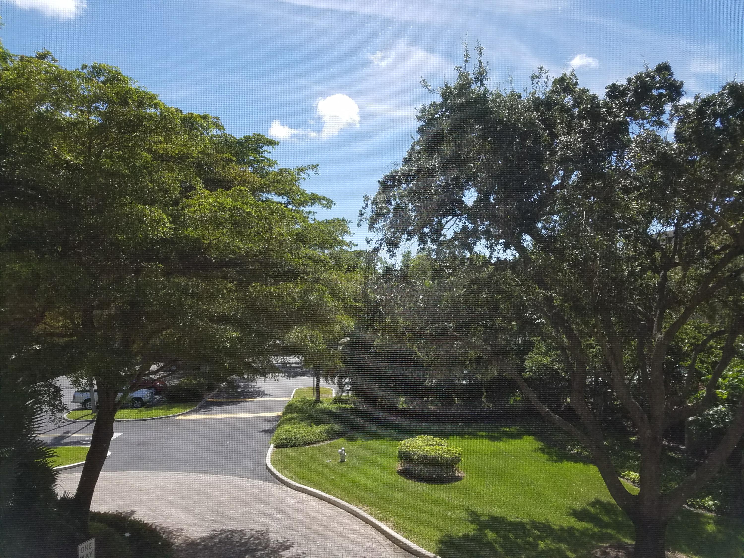 LAUREL OAKS - Residential