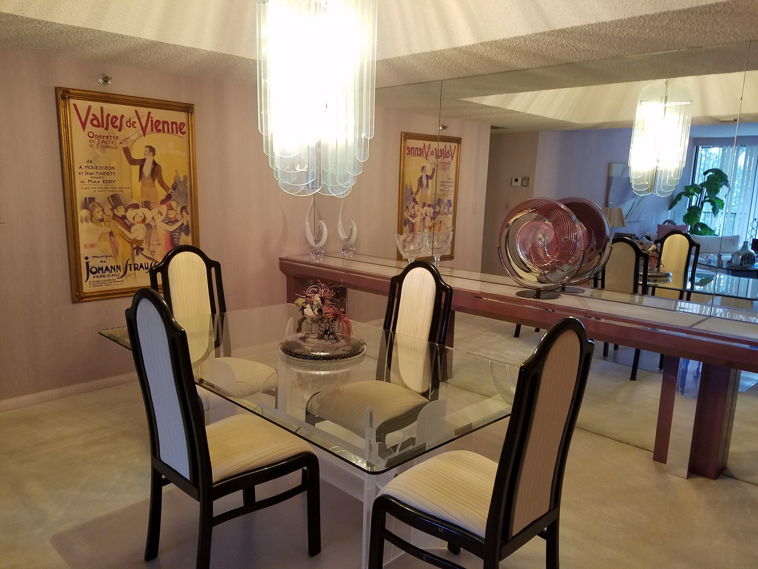 LAUREL OAKS - Residential