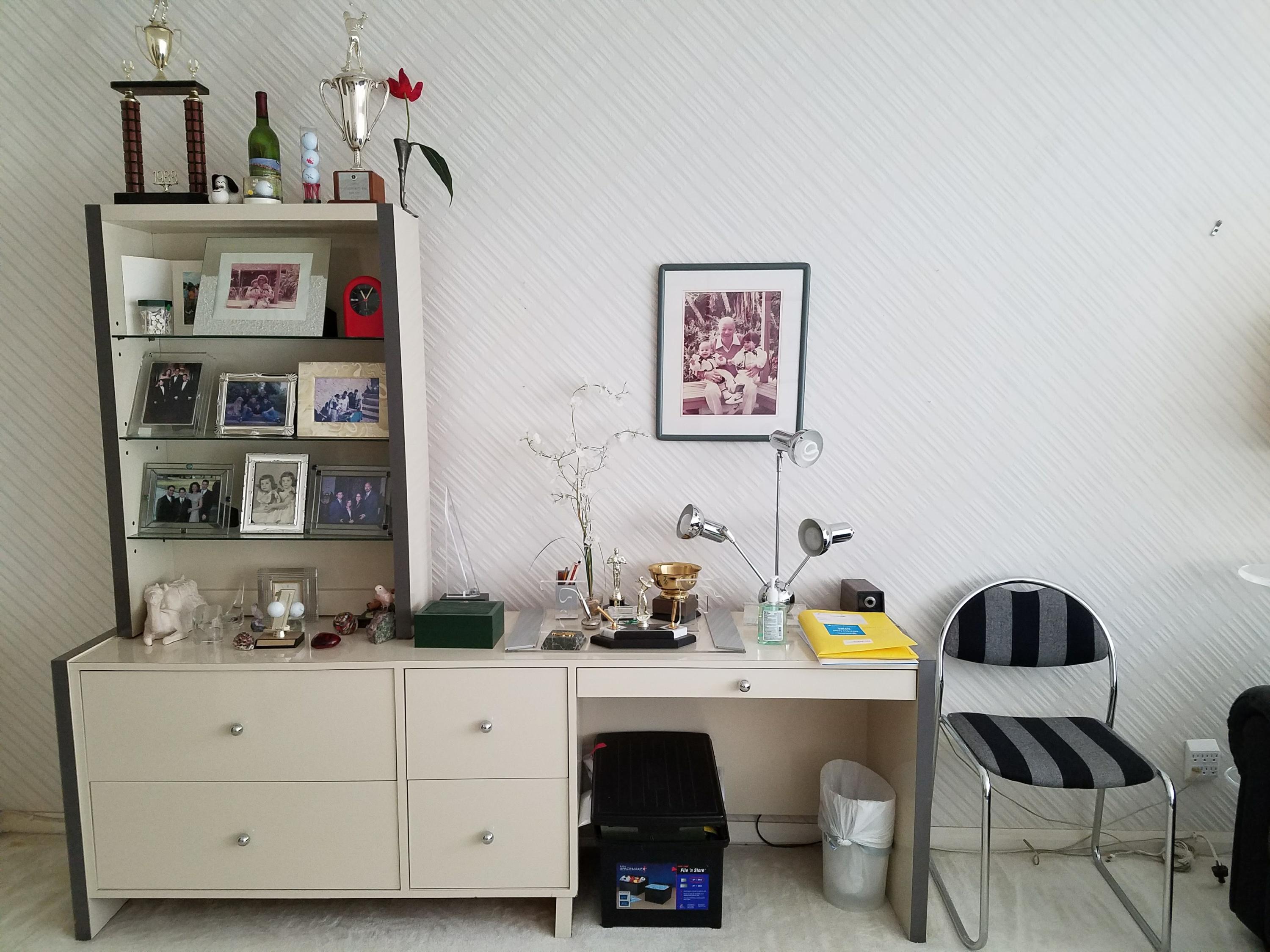 LAUREL OAKS - Residential