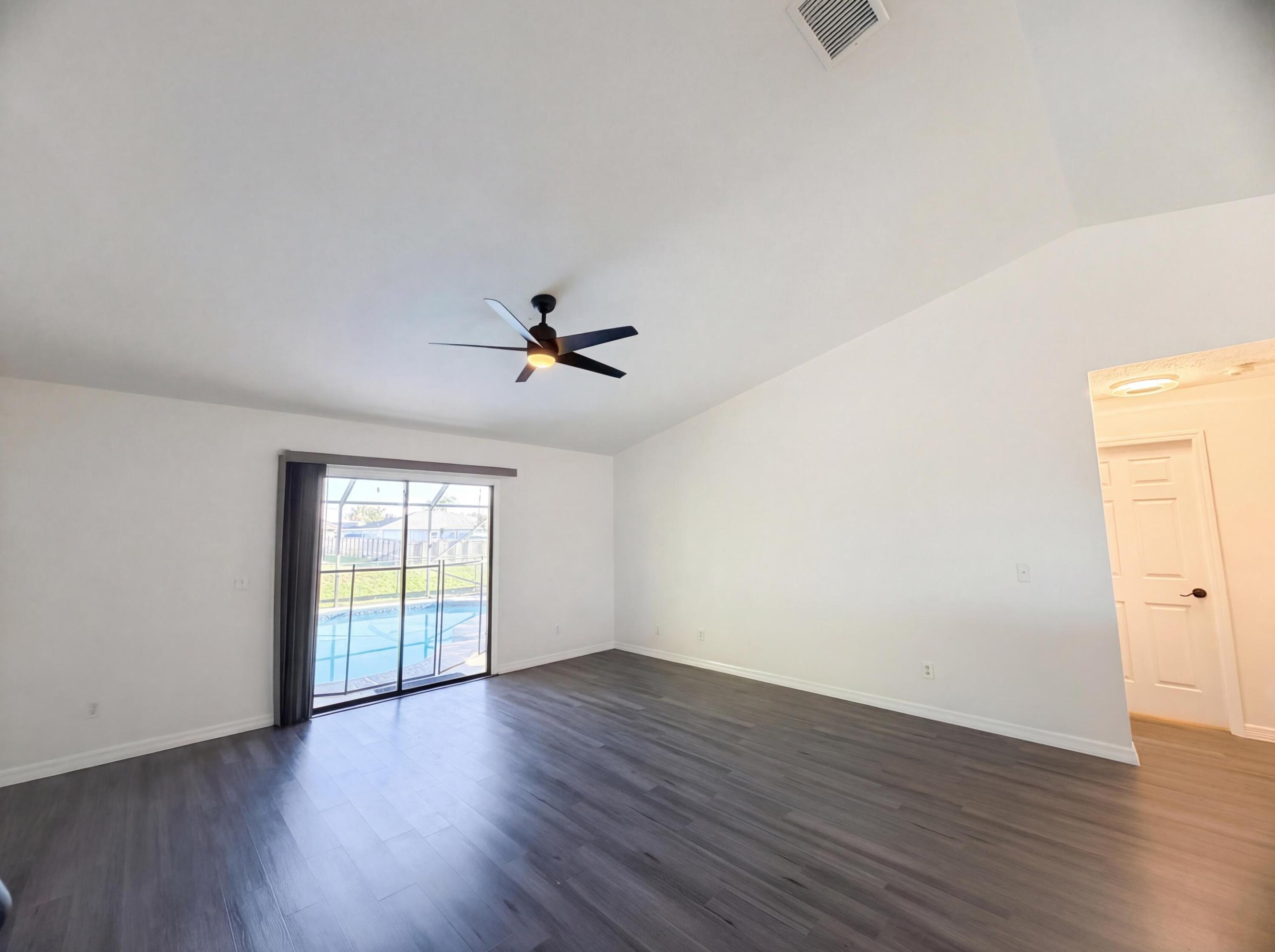 PORT ST LUCIE SECTION 21 - Residential