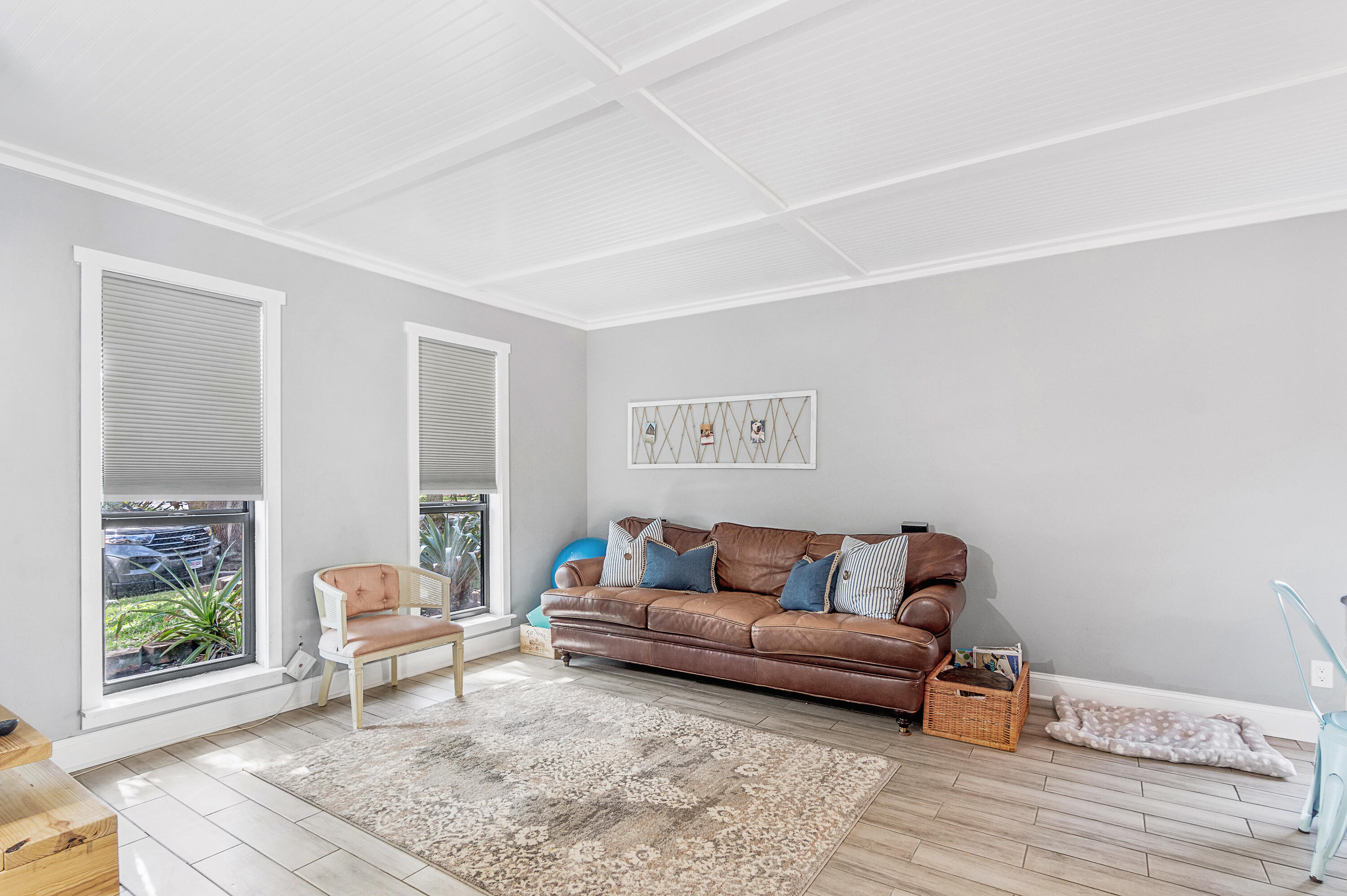 SANDTREE - Residential