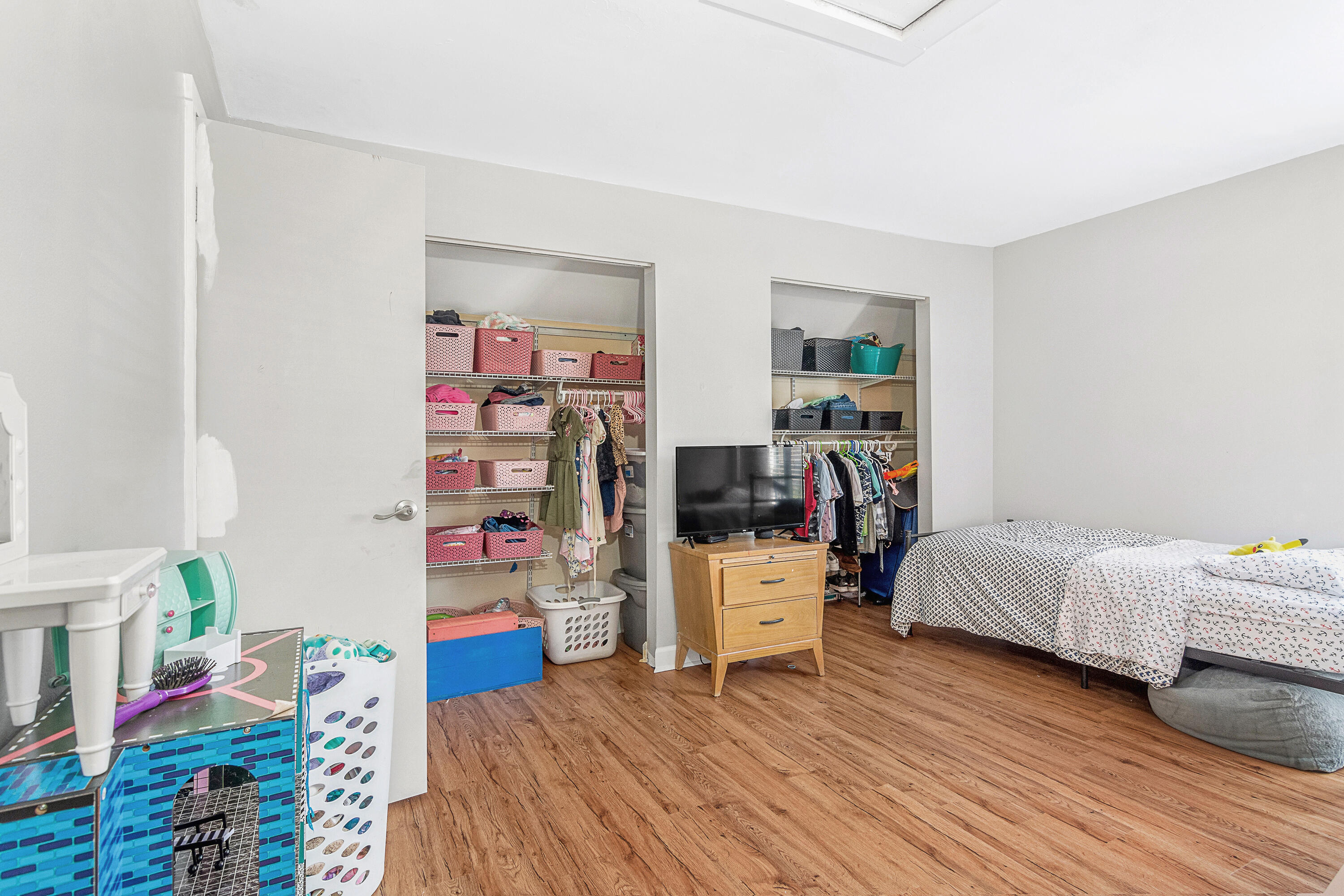 SANDTREE - Residential