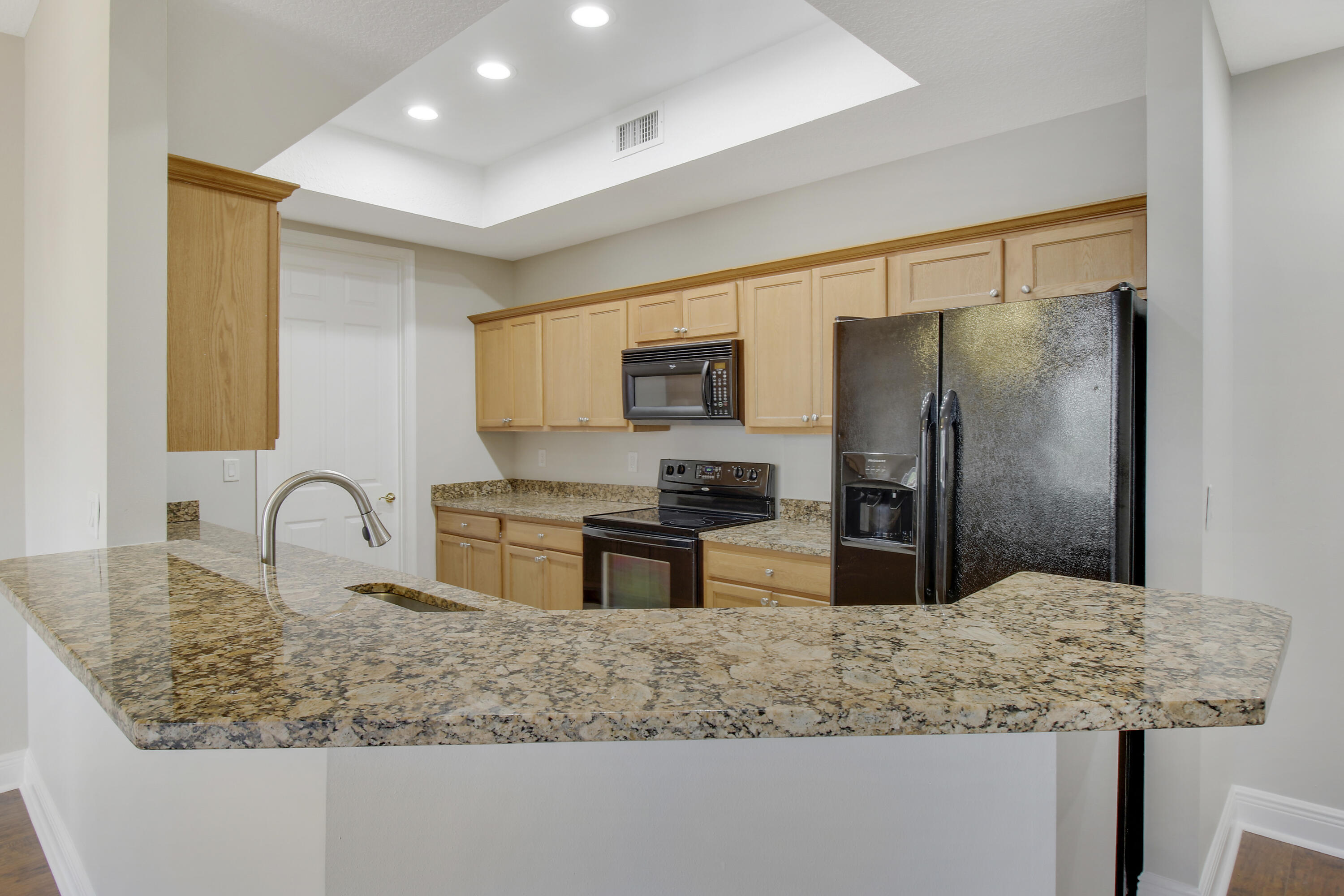 PROMENADE AT TRADITION NO II, A CONDOMINIUM - Residential Lease