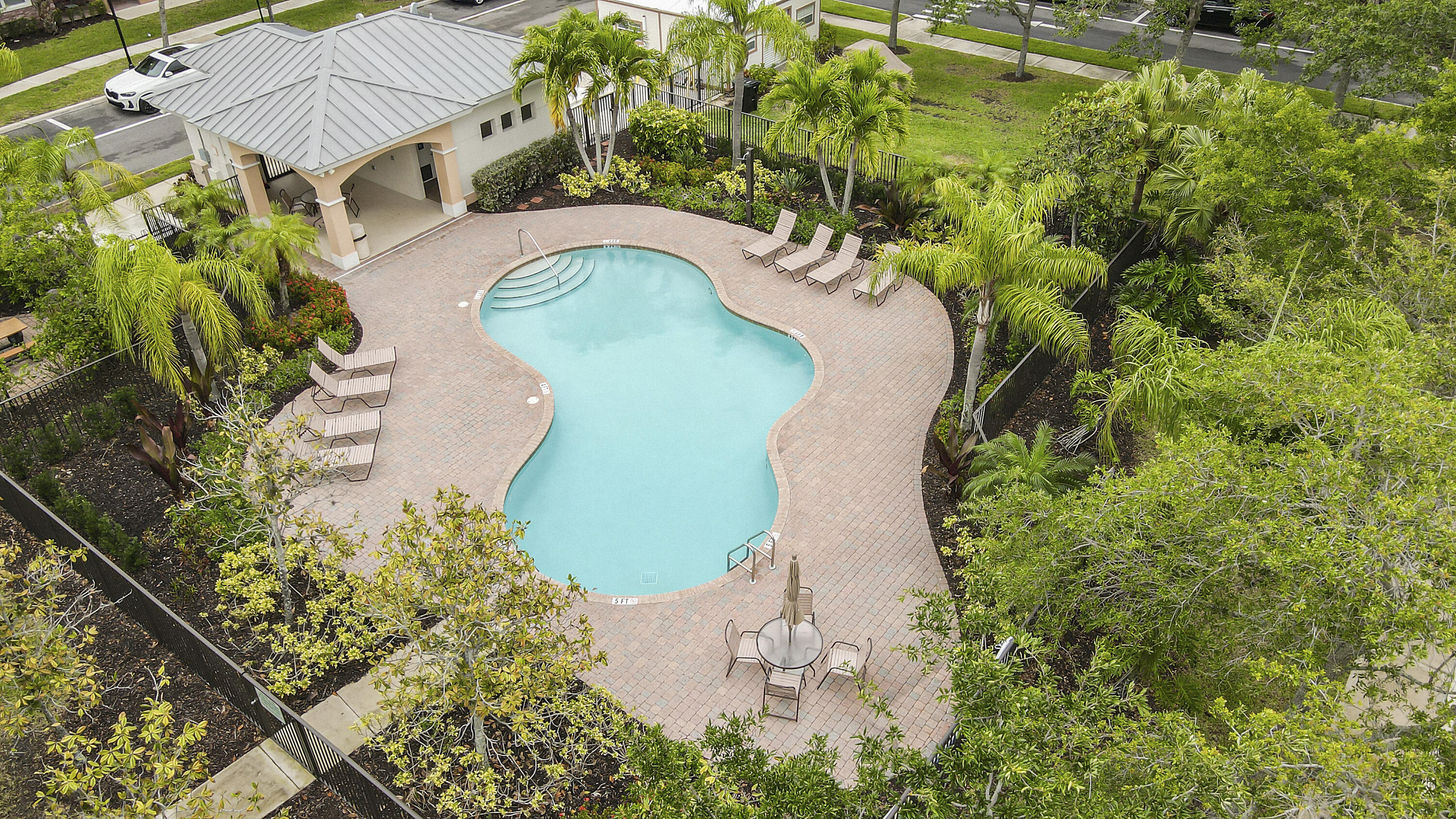 PROMENADE AT TRADITION NO II, A CONDOMINIUM - Residential Lease