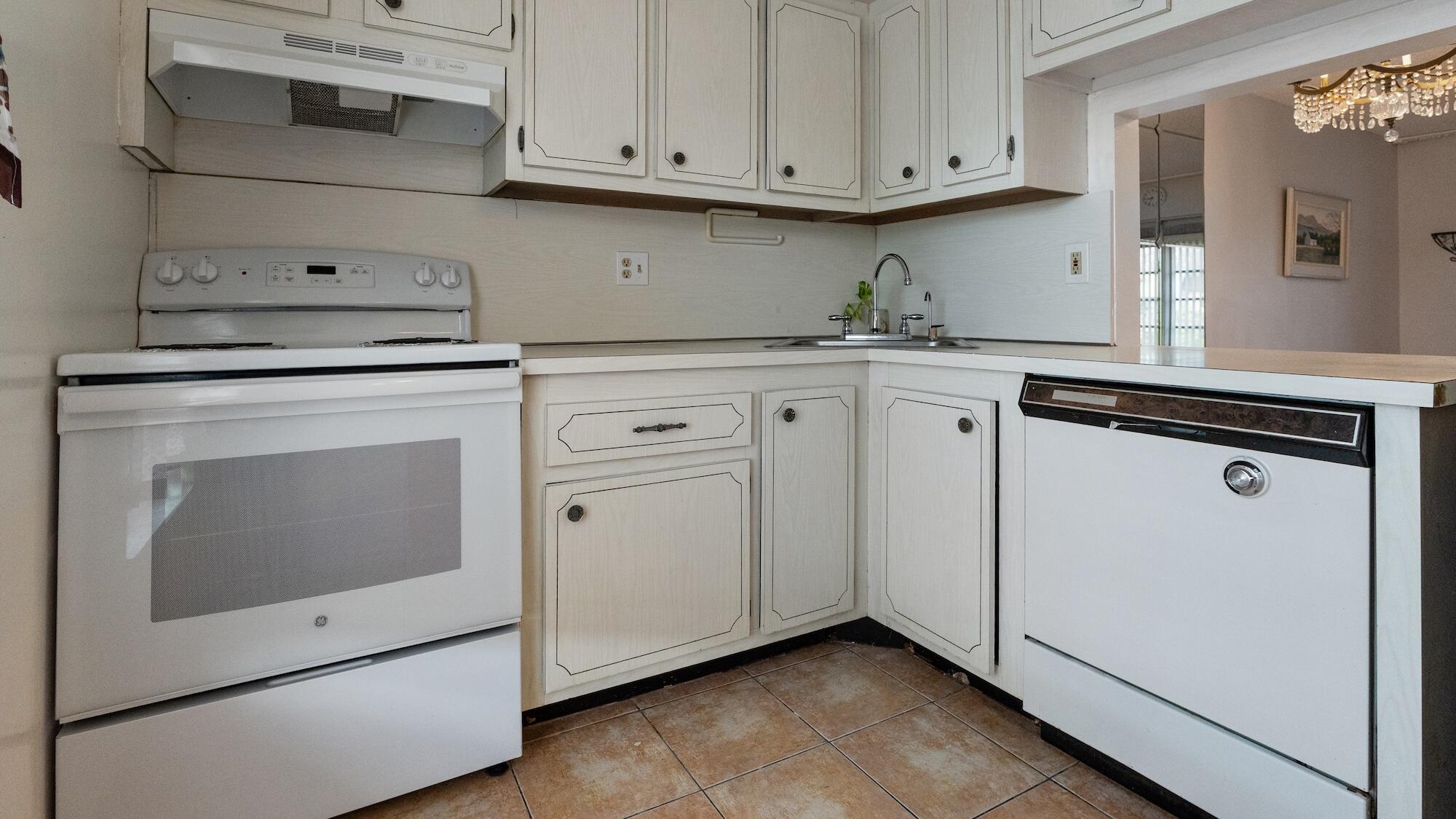 BERMUDA CLUB EIGHT CONDO - Residential Lease