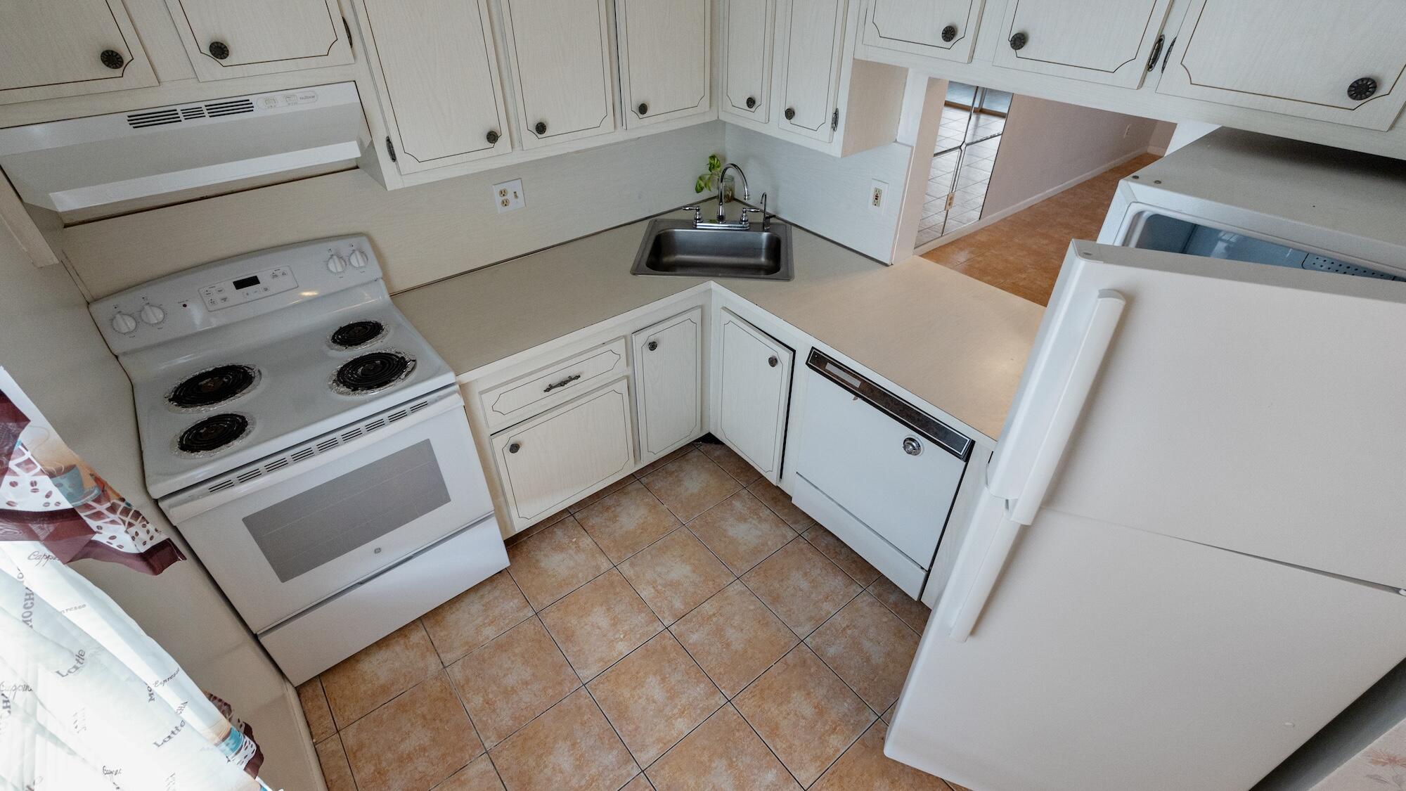 BERMUDA CLUB EIGHT CONDO - Residential Lease