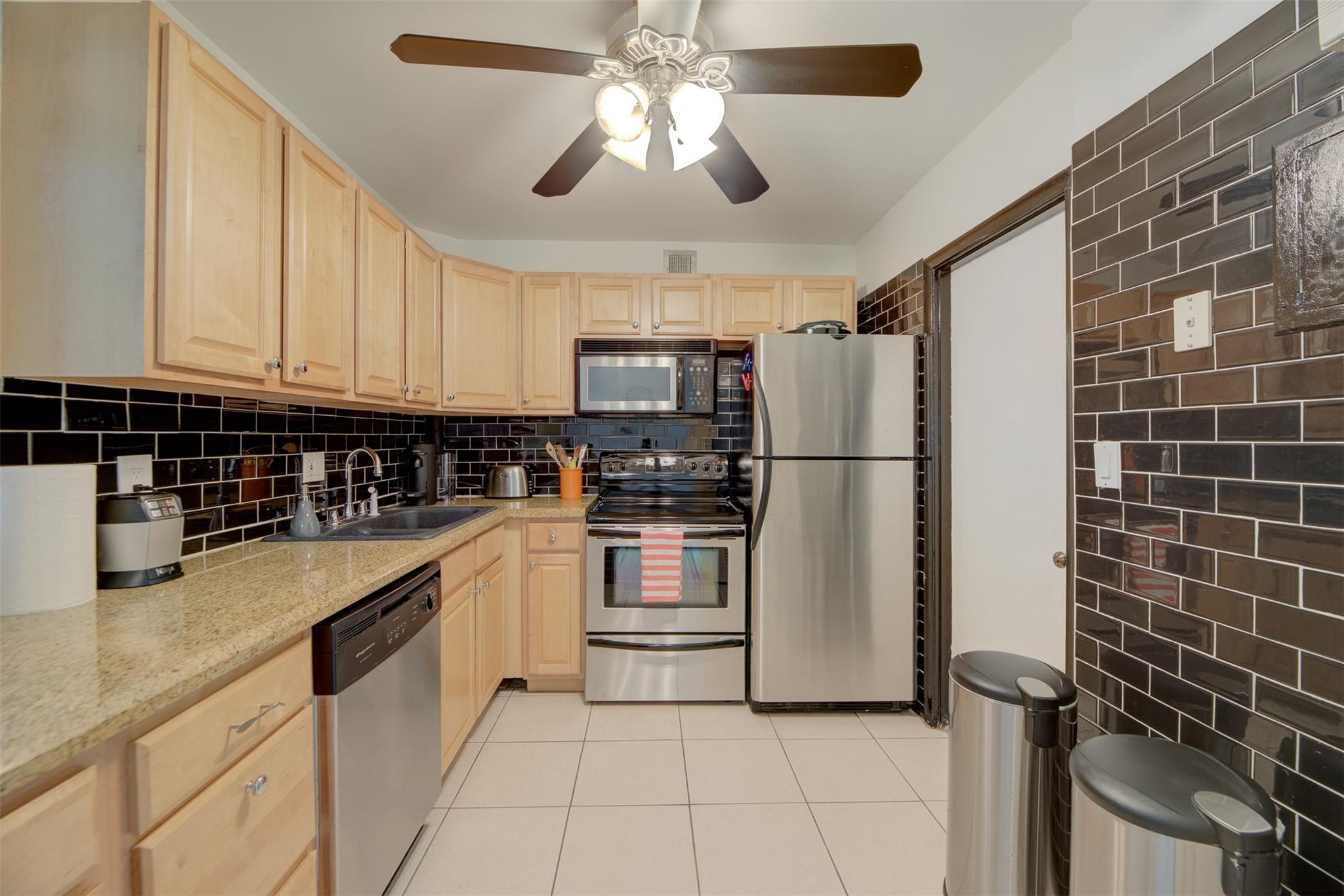 MANOR GROVE VILLAGE ONE I - Residential Lease