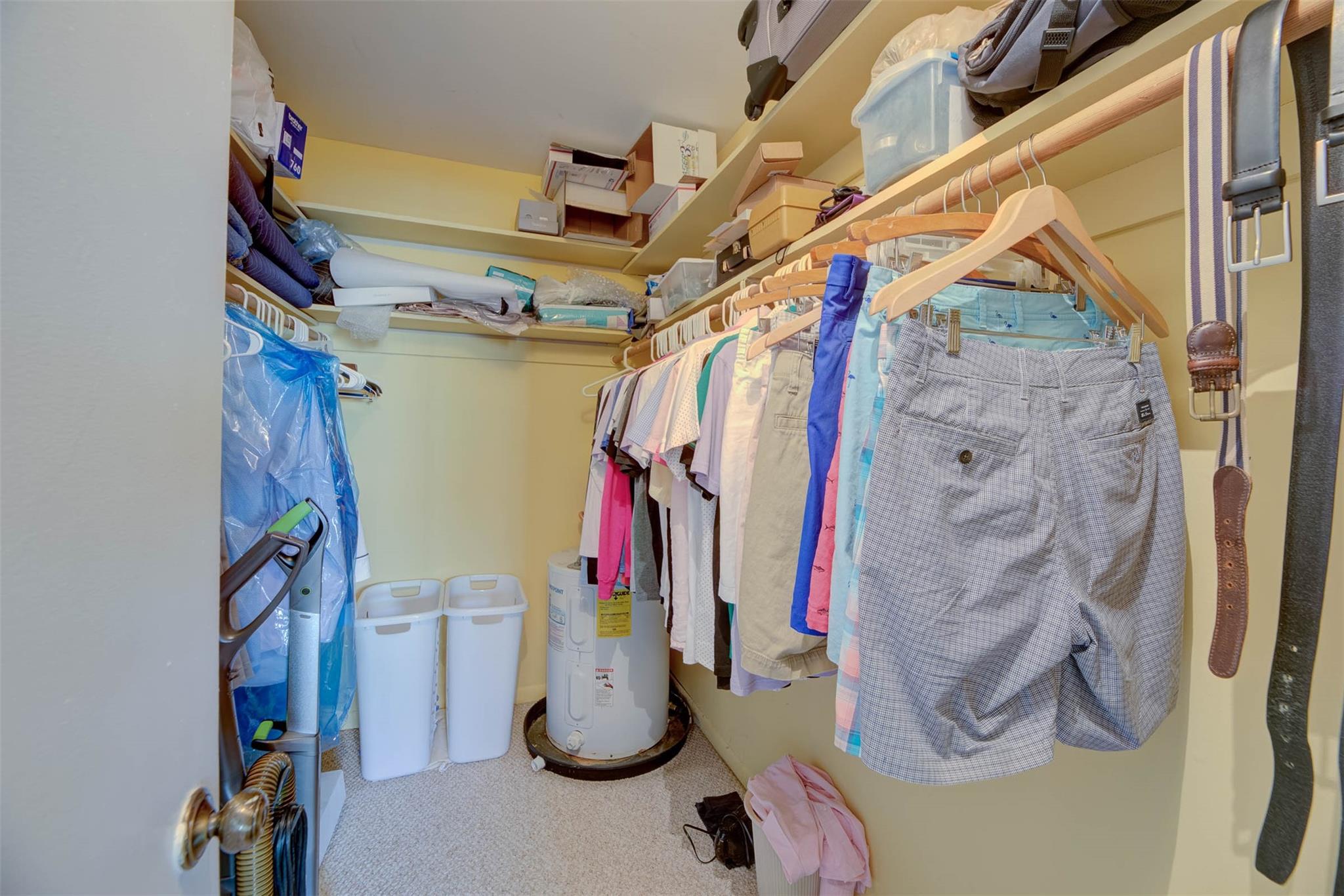 MANOR GROVE VILLAGE ONE I - Residential Lease