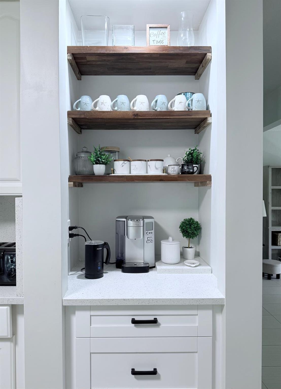 RAINWOOD EAST REPLAT - Residential Lease