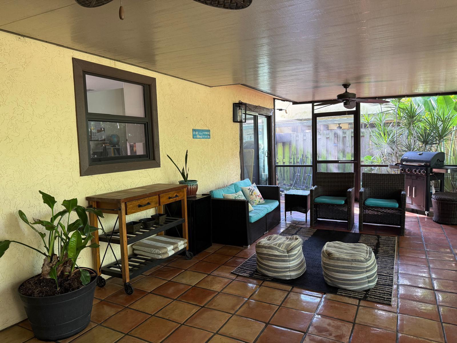 RAINWOOD EAST REPLAT - Residential Lease