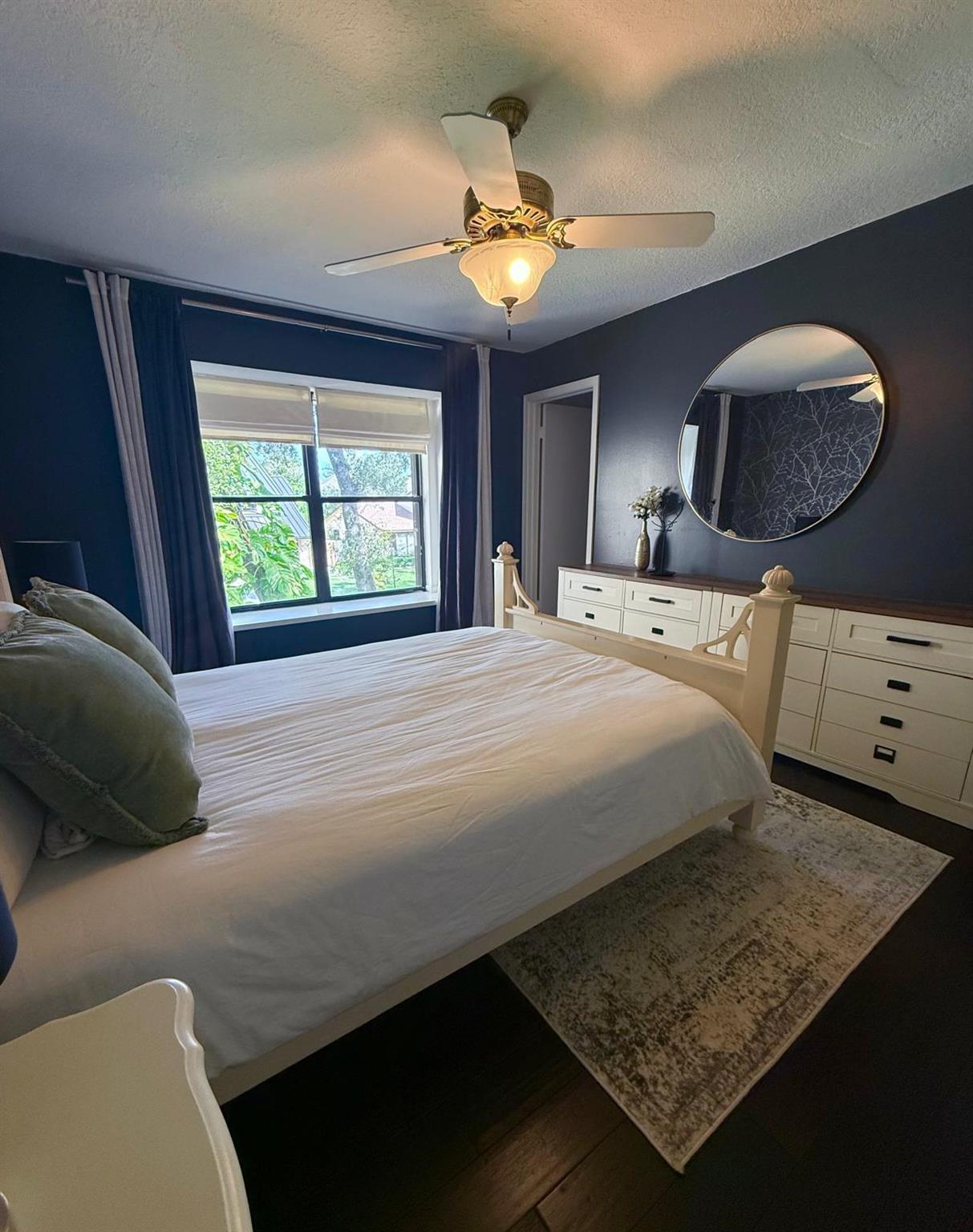 RAINWOOD EAST REPLAT - Residential Lease