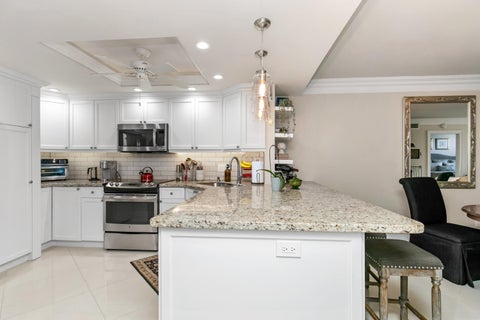 Tiny photo for 2731 NE 14th Street Causeway #407, Pompano Beach, FL 33062 (MLS # B26087624)