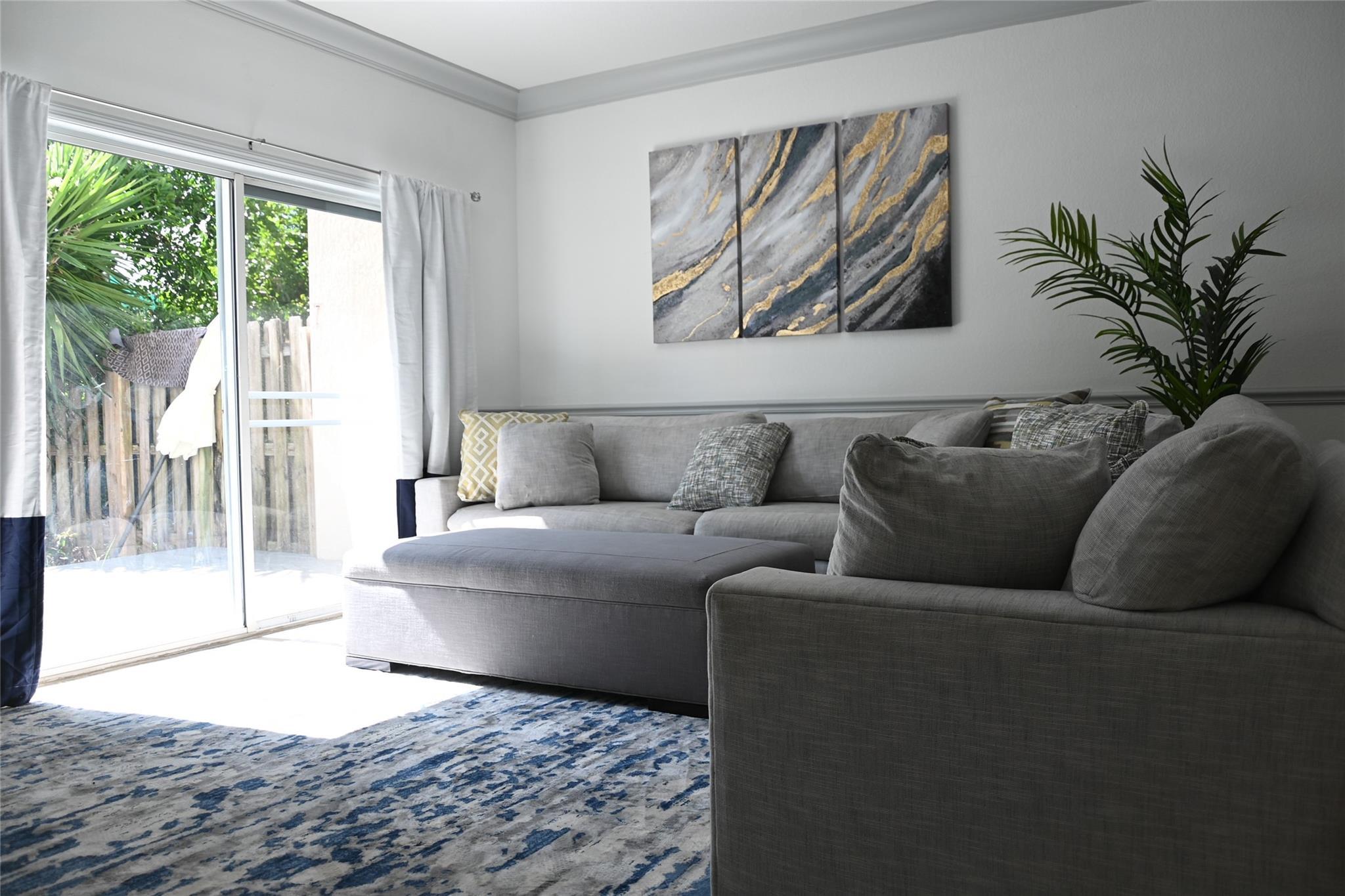 BLOUNT BROS POMPANO BEACH - Residential Lease