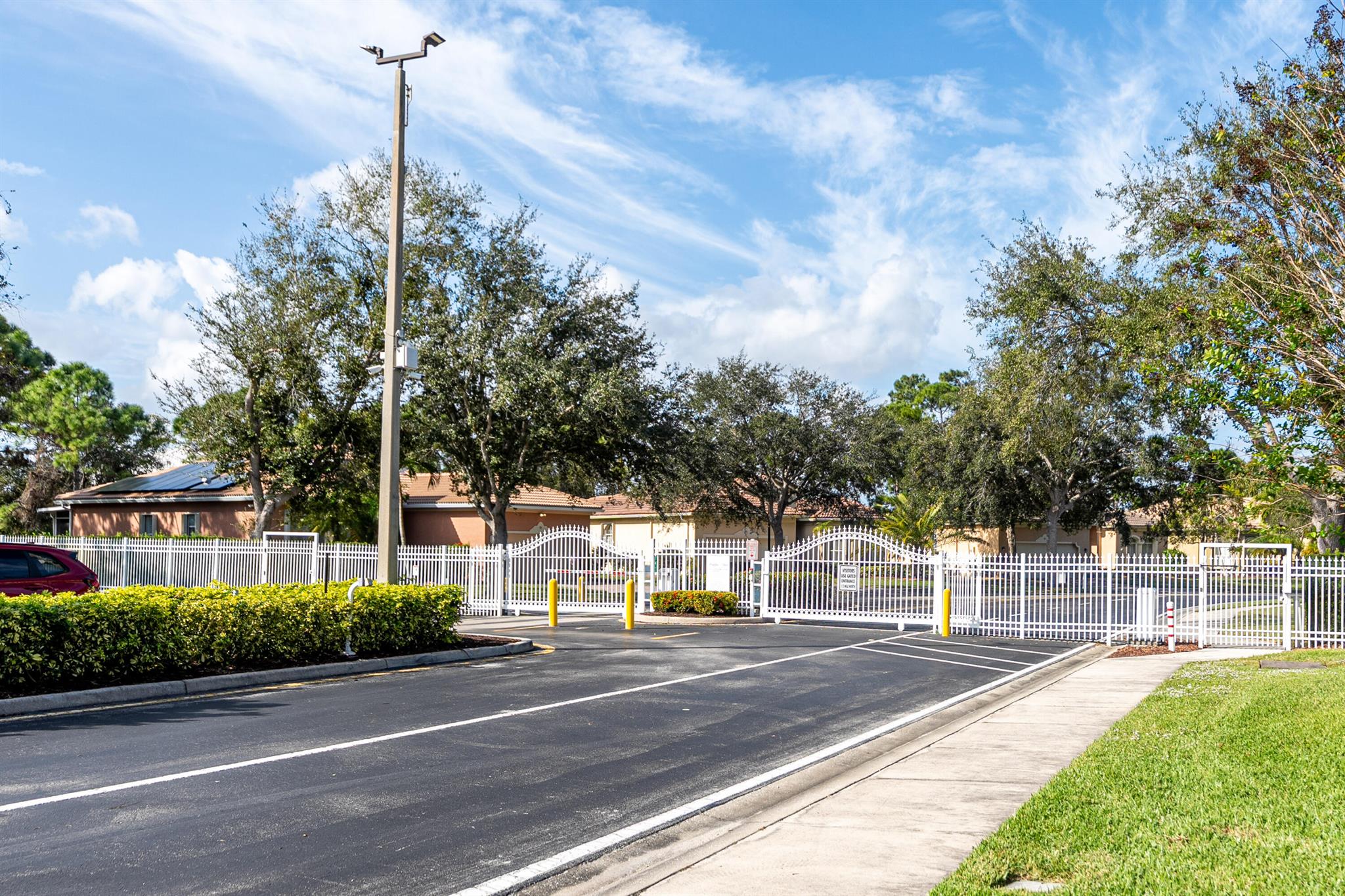 PORTOFINO SHORES PHASE TH - Residential