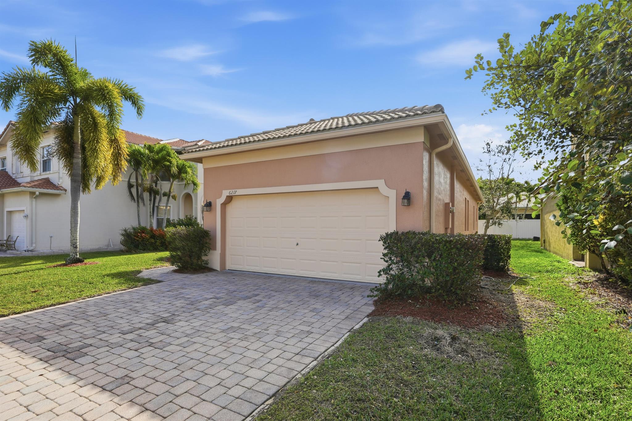 PORTOFINO SHORES PHASE TH - Residential