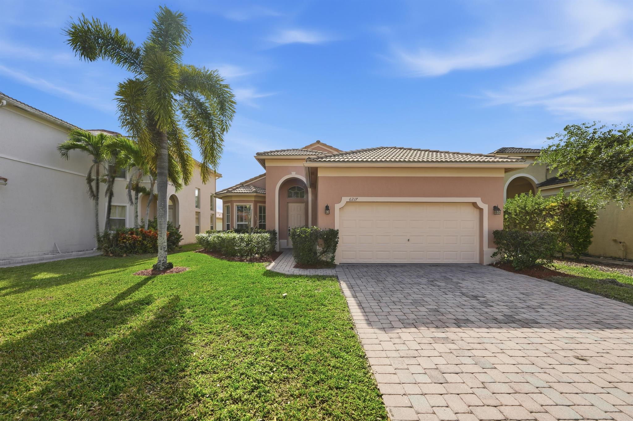 PORTOFINO SHORES PHASE TH - Residential