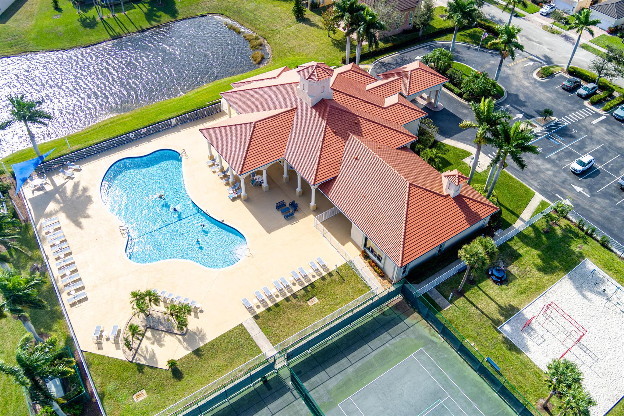 PORTOFINO SHORES PHASE TH - Residential