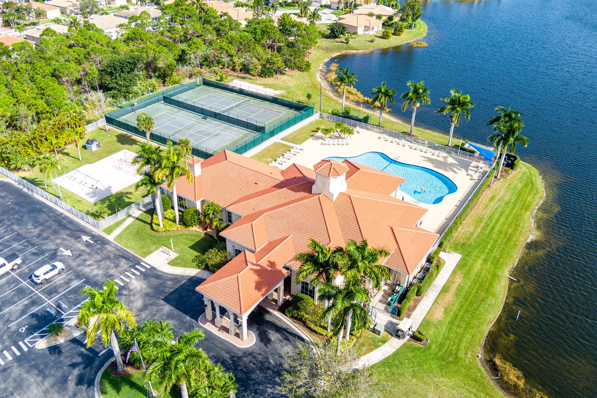PORTOFINO SHORES PHASE TH - Residential