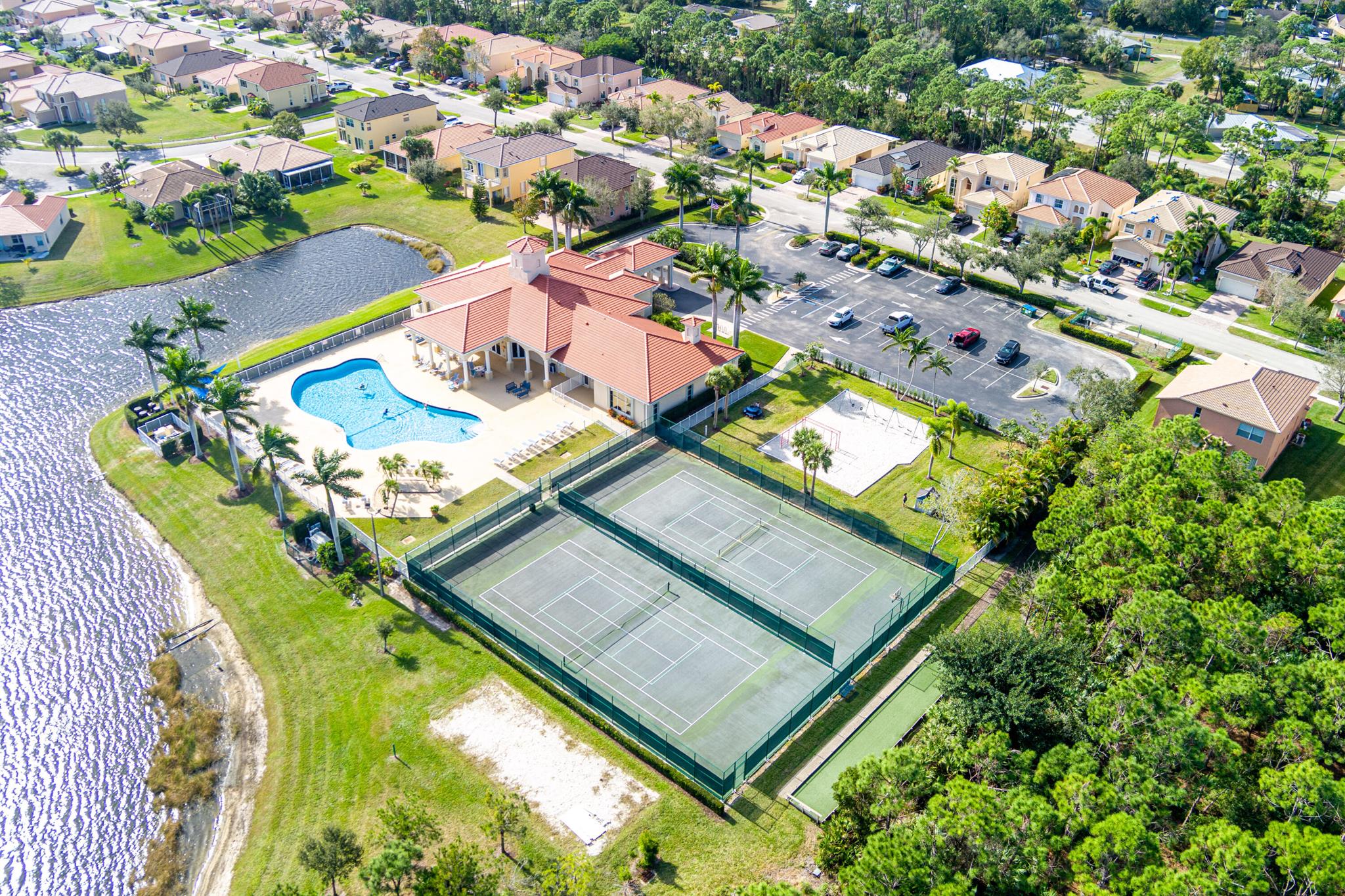 PORTOFINO SHORES PHASE TH - Residential