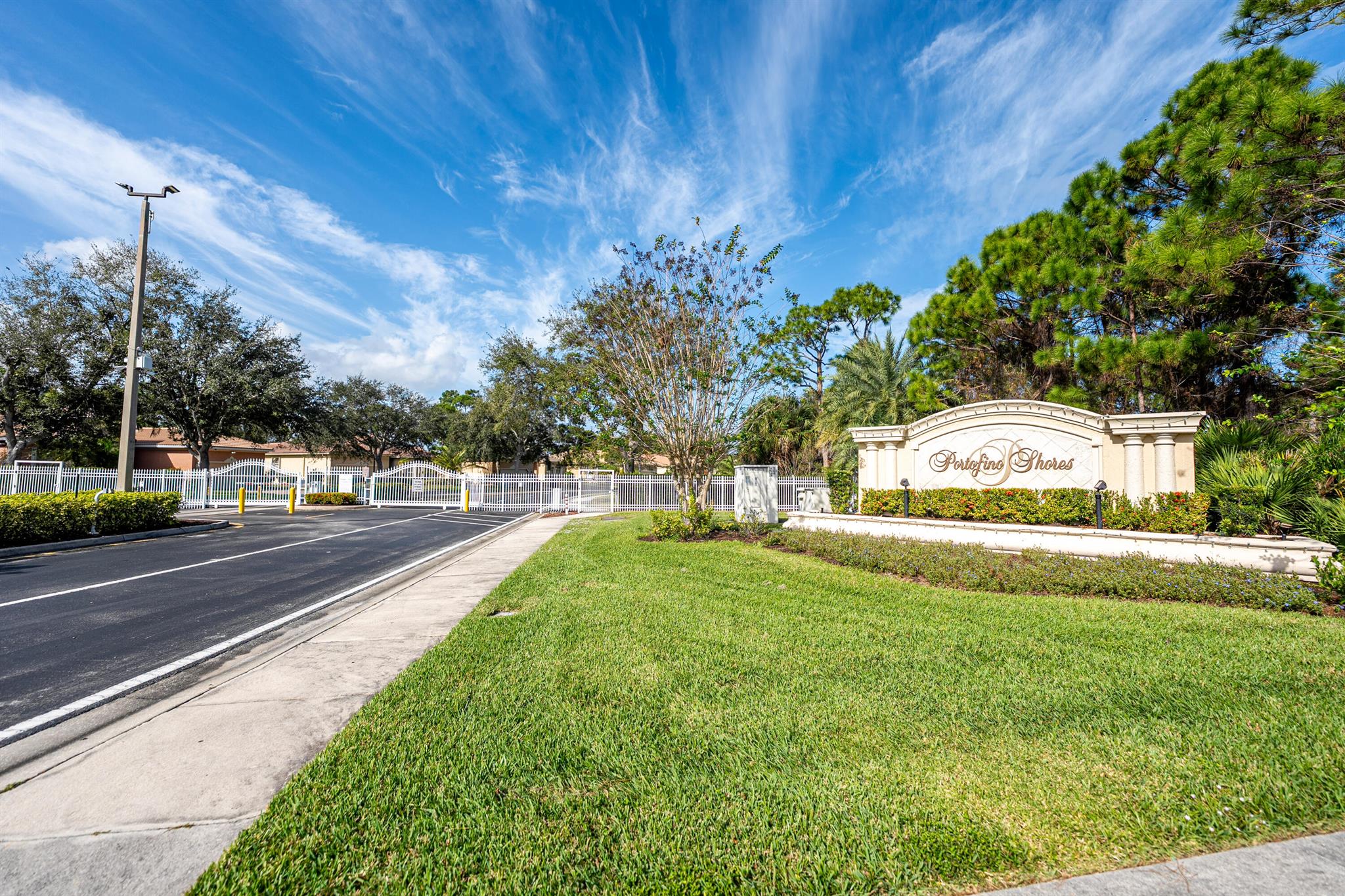 PORTOFINO SHORES PHASE TH - Residential