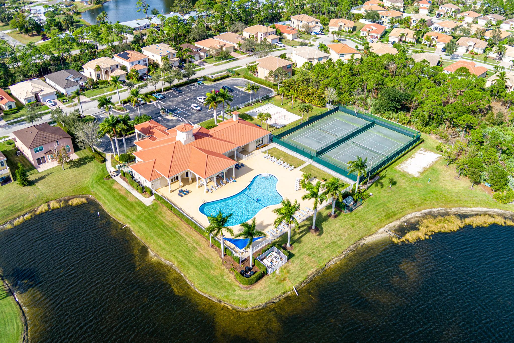 PORTOFINO SHORES PHASE TH - Residential