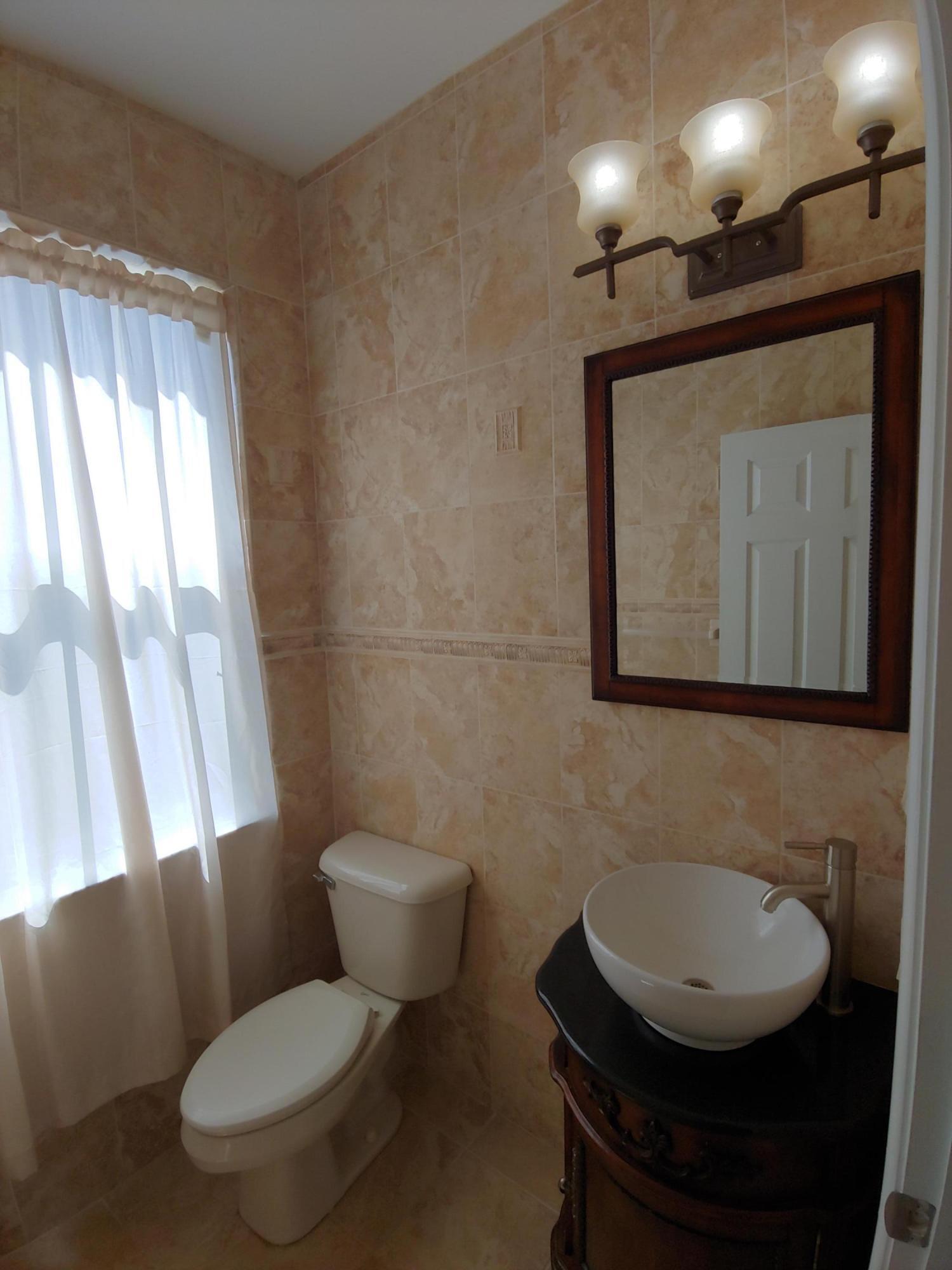 SHOMA - Residential Lease