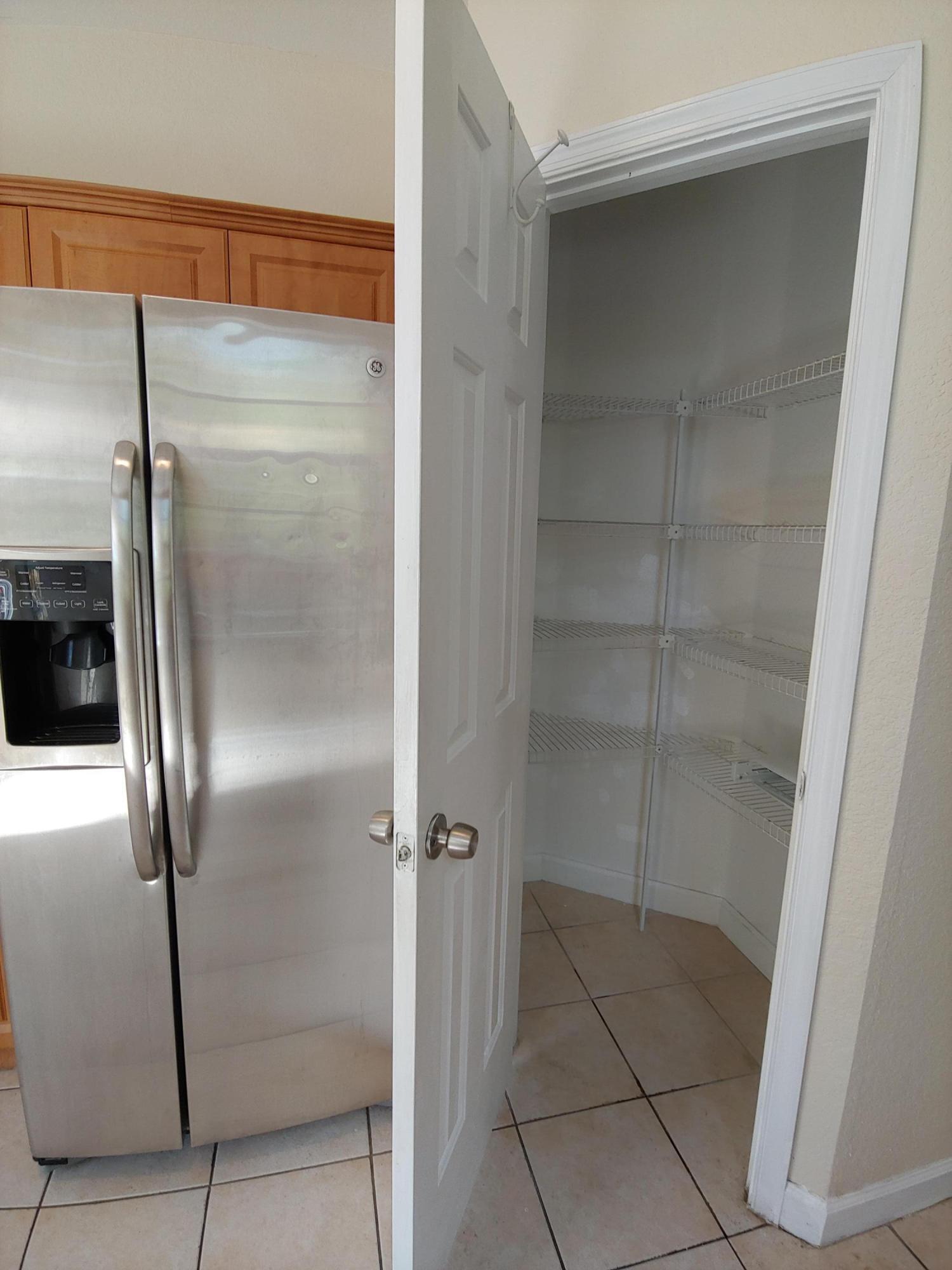 SHOMA - Residential Lease