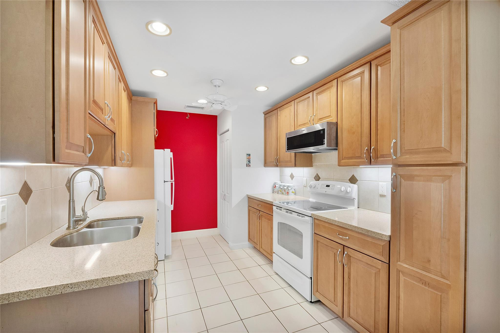 Delray Villas - Residential