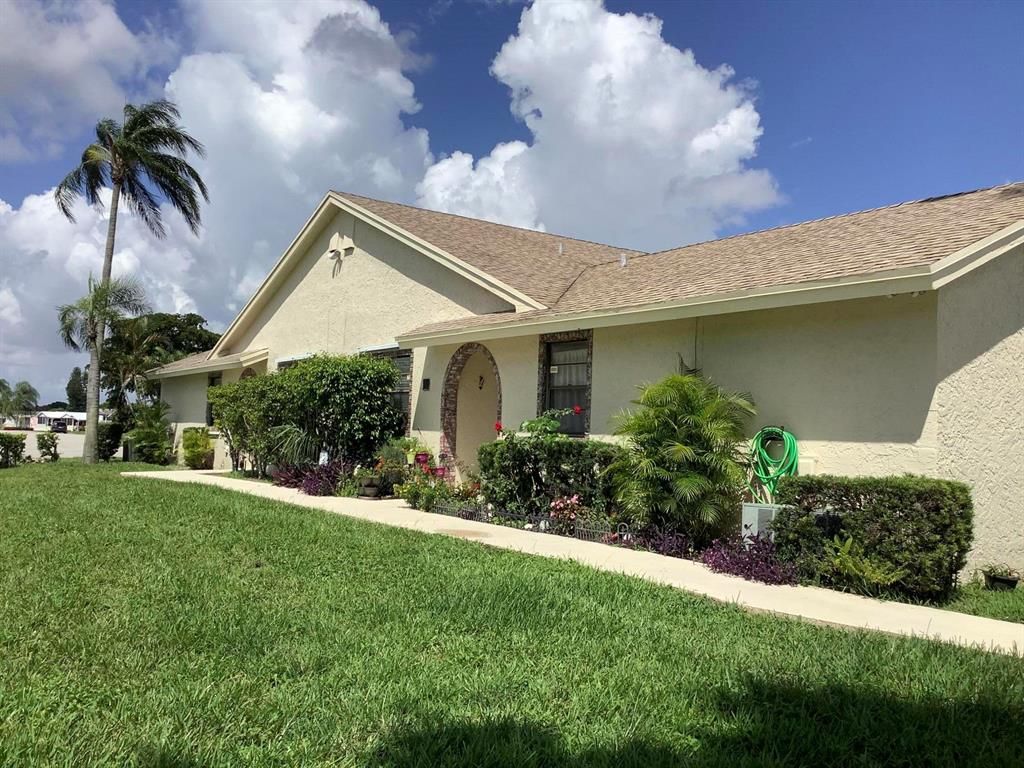 Photo of 22950 SW 65th Avenue #C, Boca Raton, FL 33428 (MLS # R10732551)