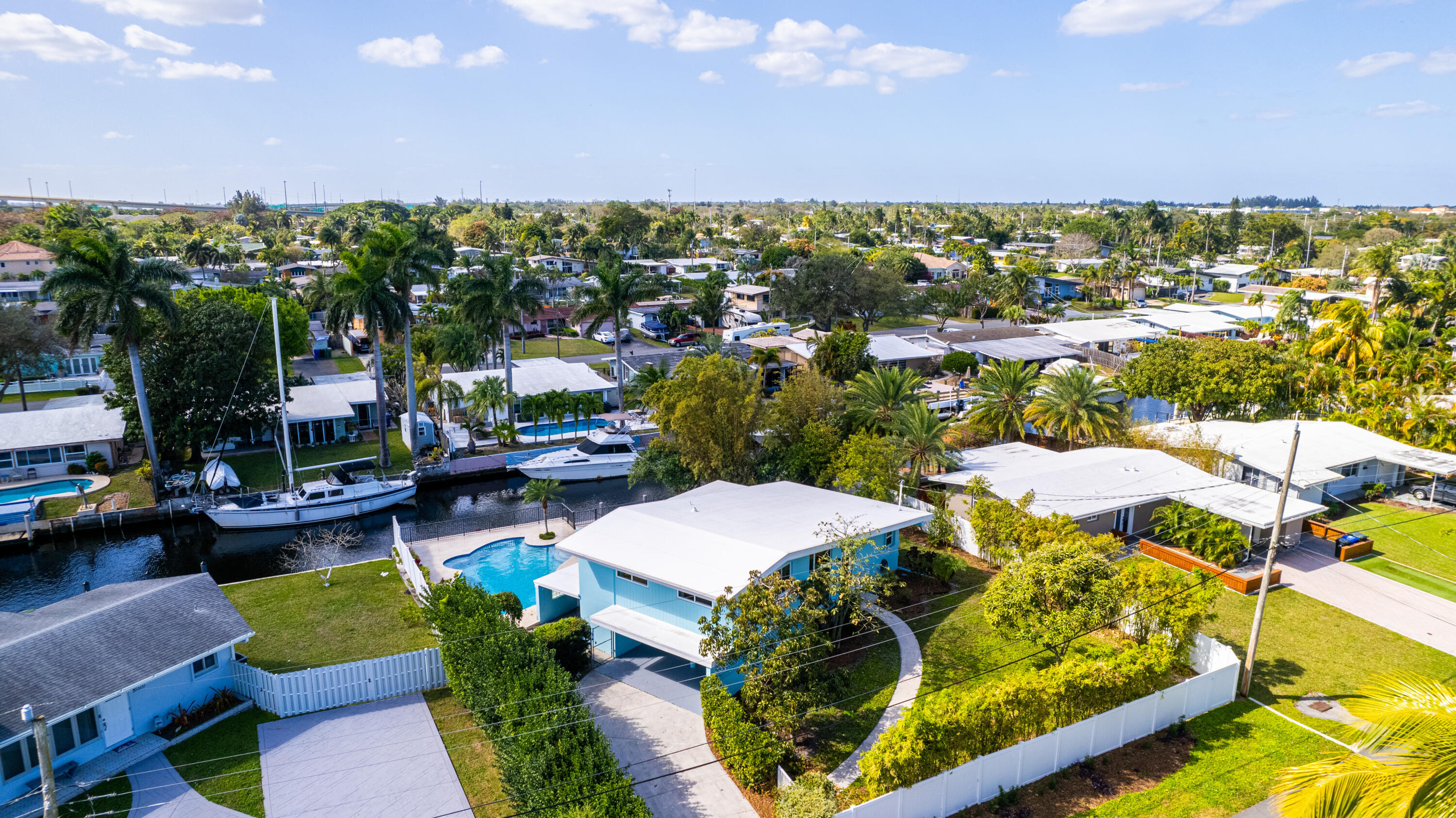 LAUDERDALE ISLES NO 2-BLK 6 - Residential