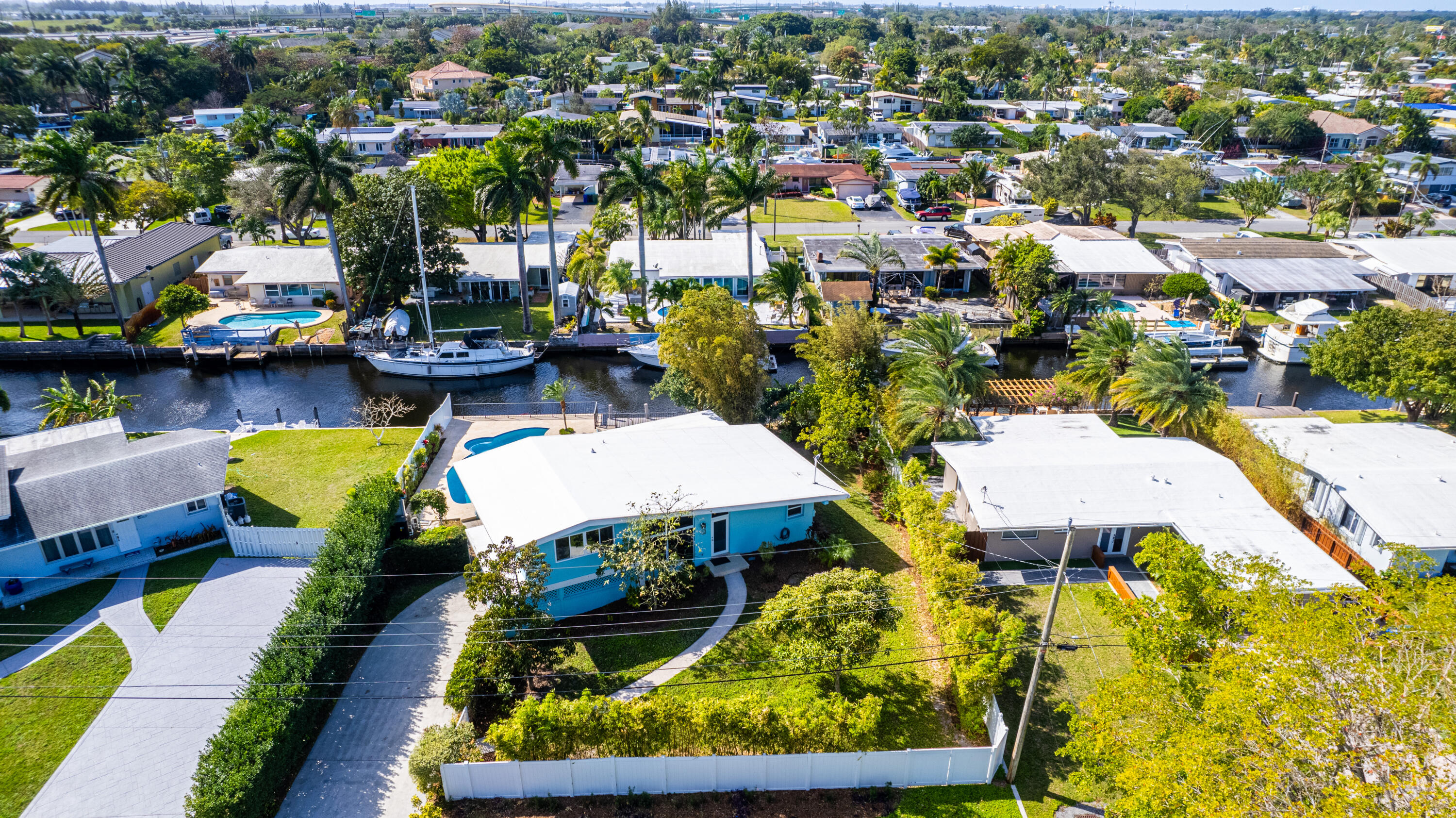 LAUDERDALE ISLES NO 2-BLK 6 - Residential
