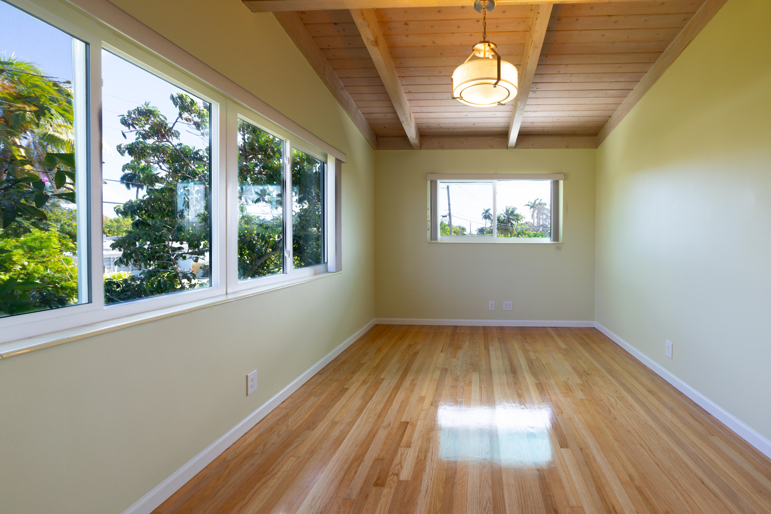 LAUDERDALE ISLES NO 2-BLK 6 - Residential