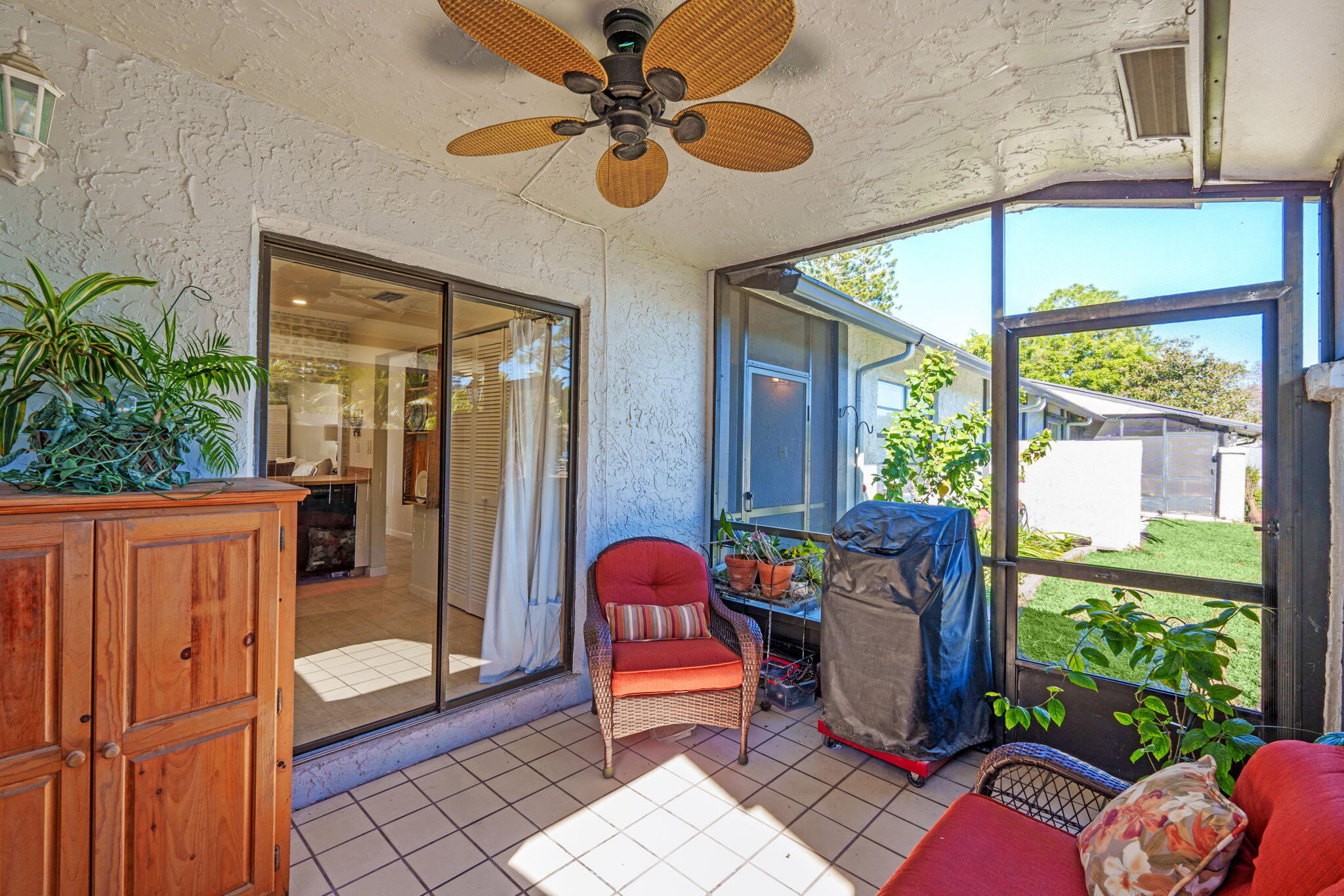 INDIAN TRAIL VILLAS 1 - Residential