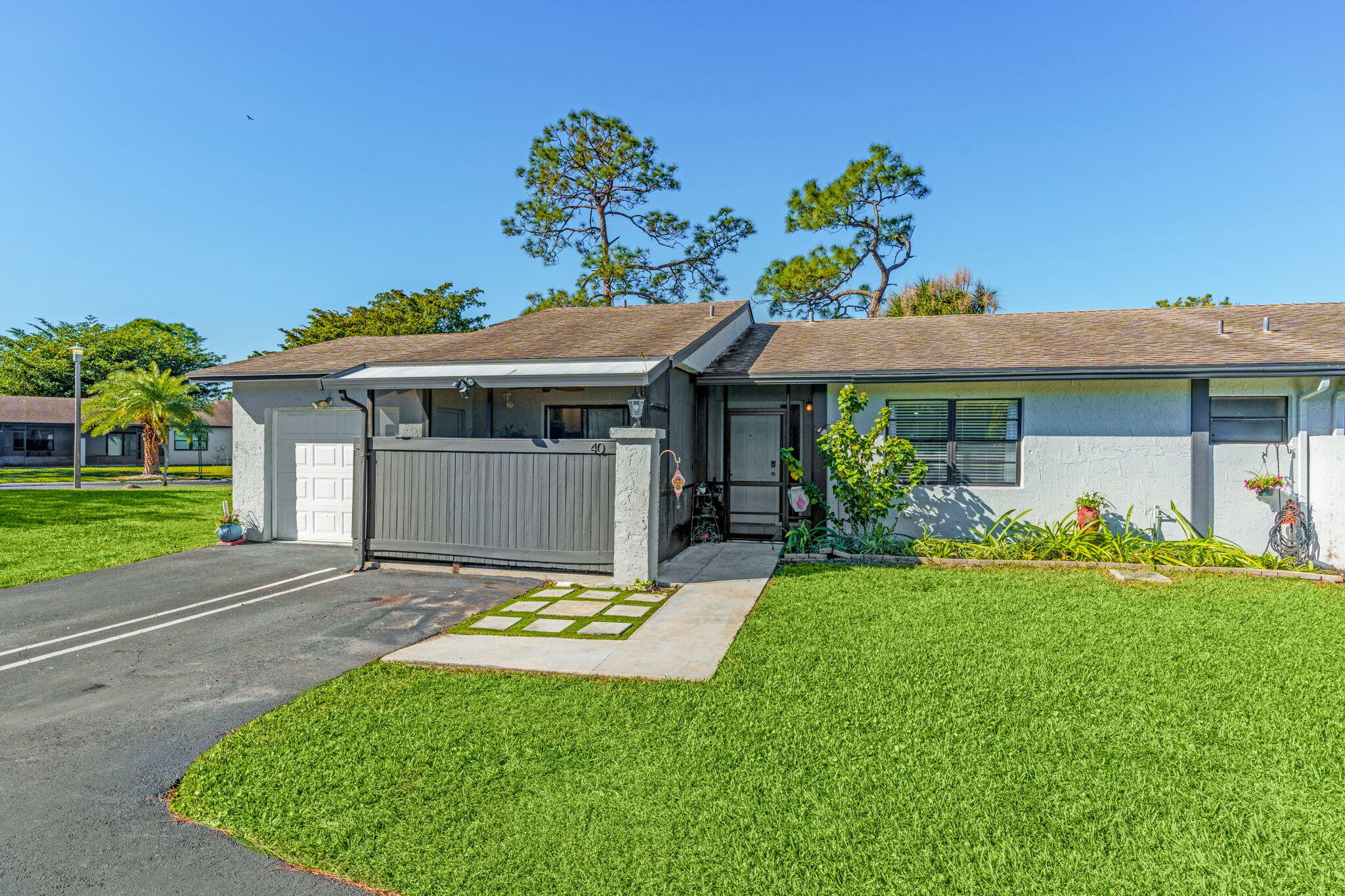 INDIAN TRAIL VILLAS 1 - Residential