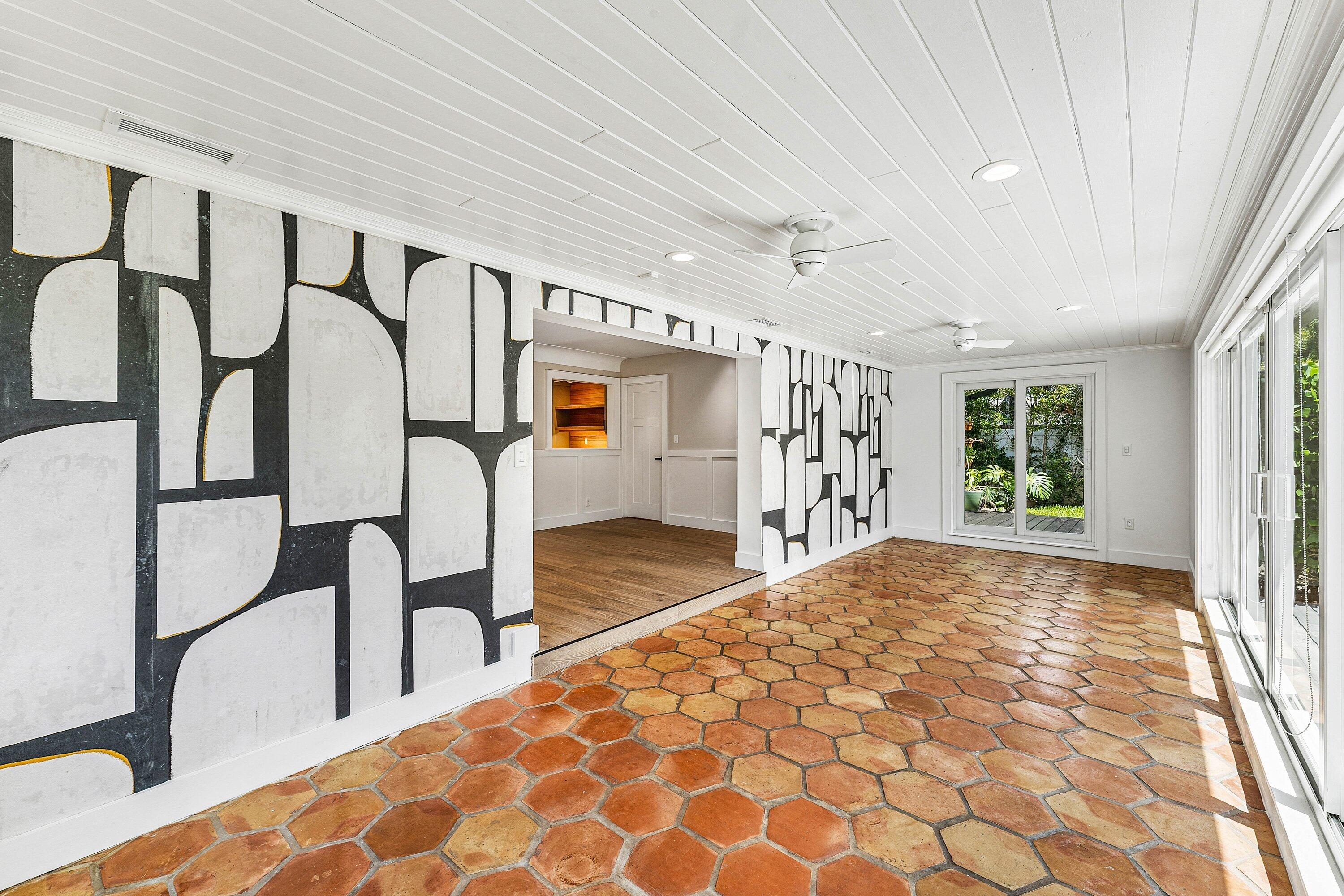 CORAL TERRACE - Residential