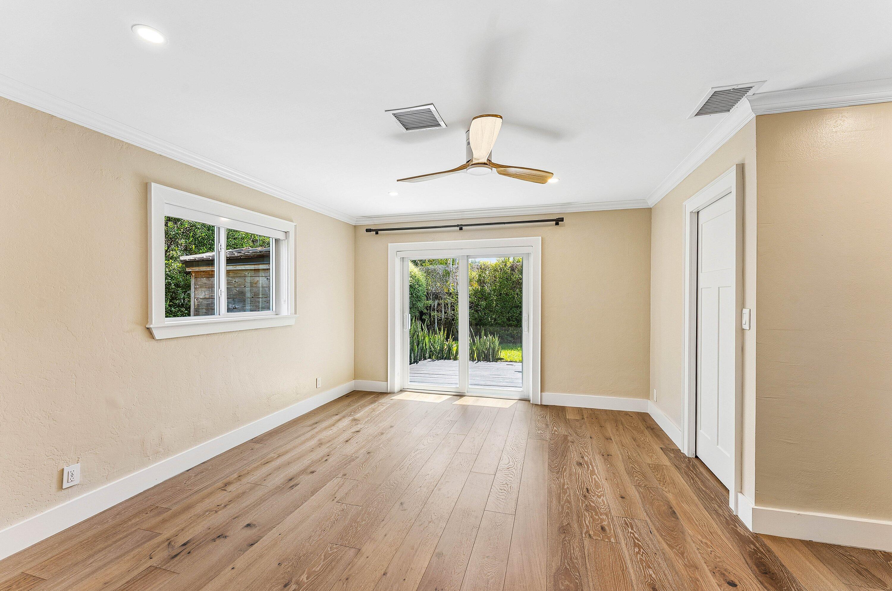CORAL TERRACE - Residential
