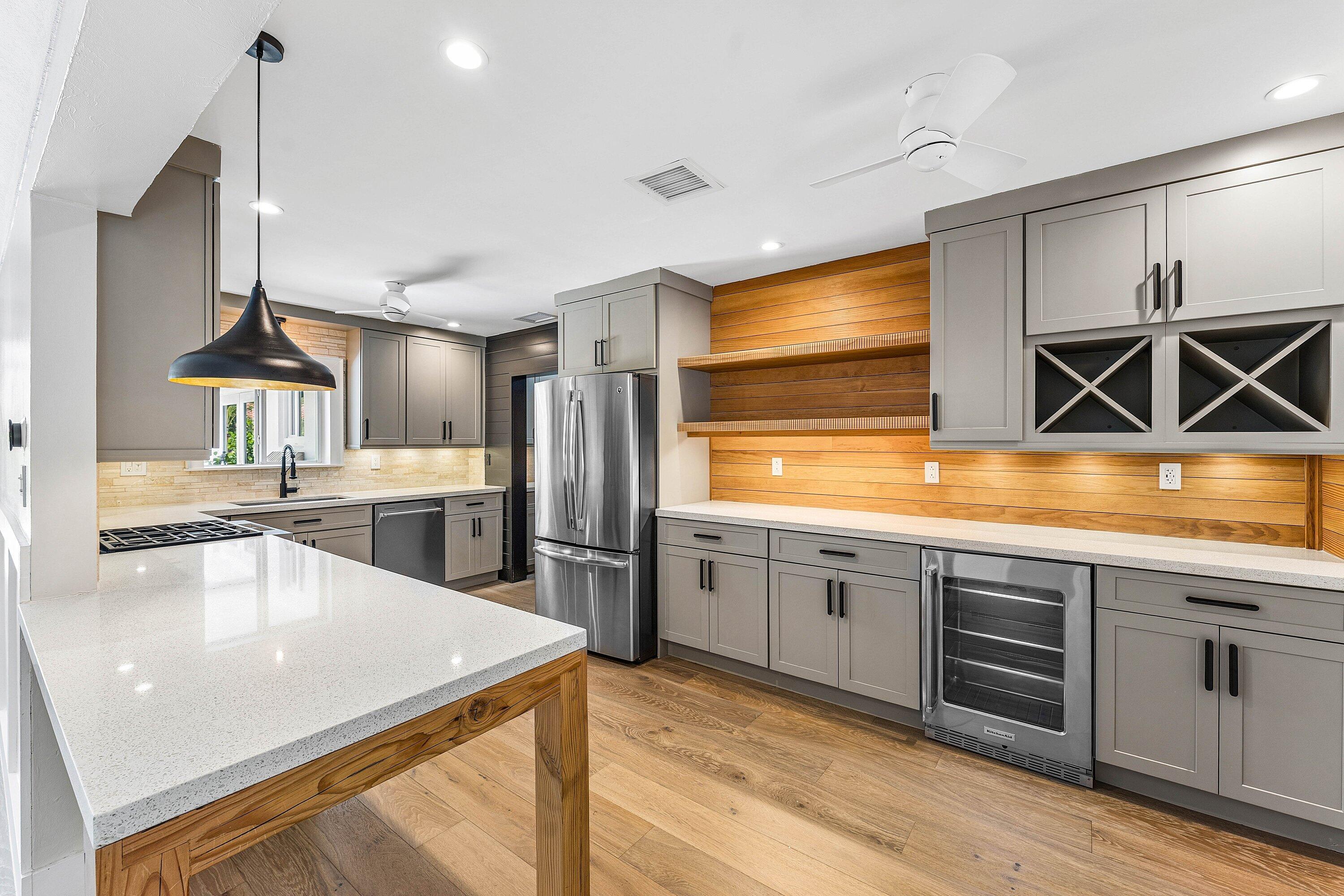 CORAL TERRACE - Residential