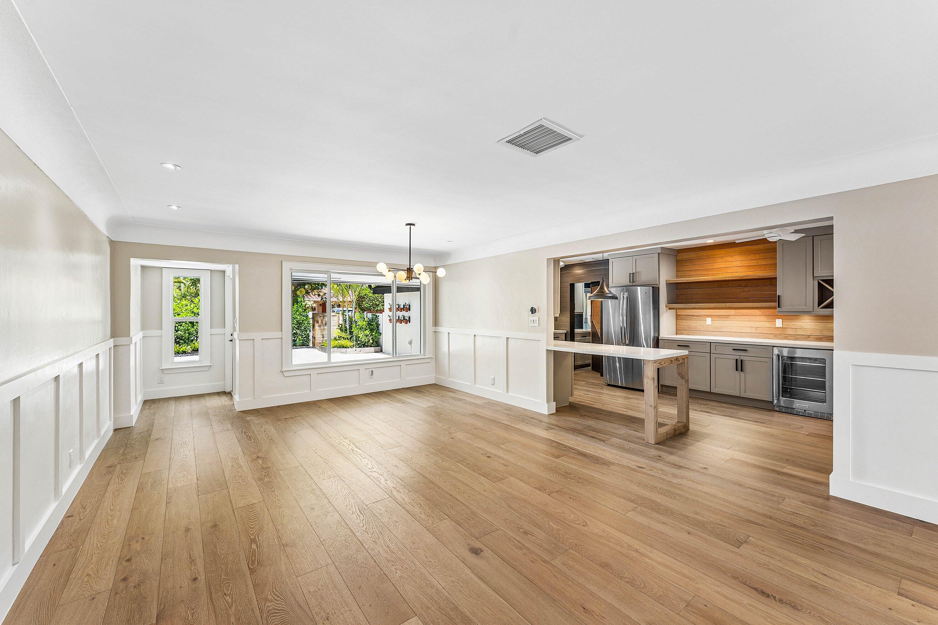 CORAL TERRACE - Residential