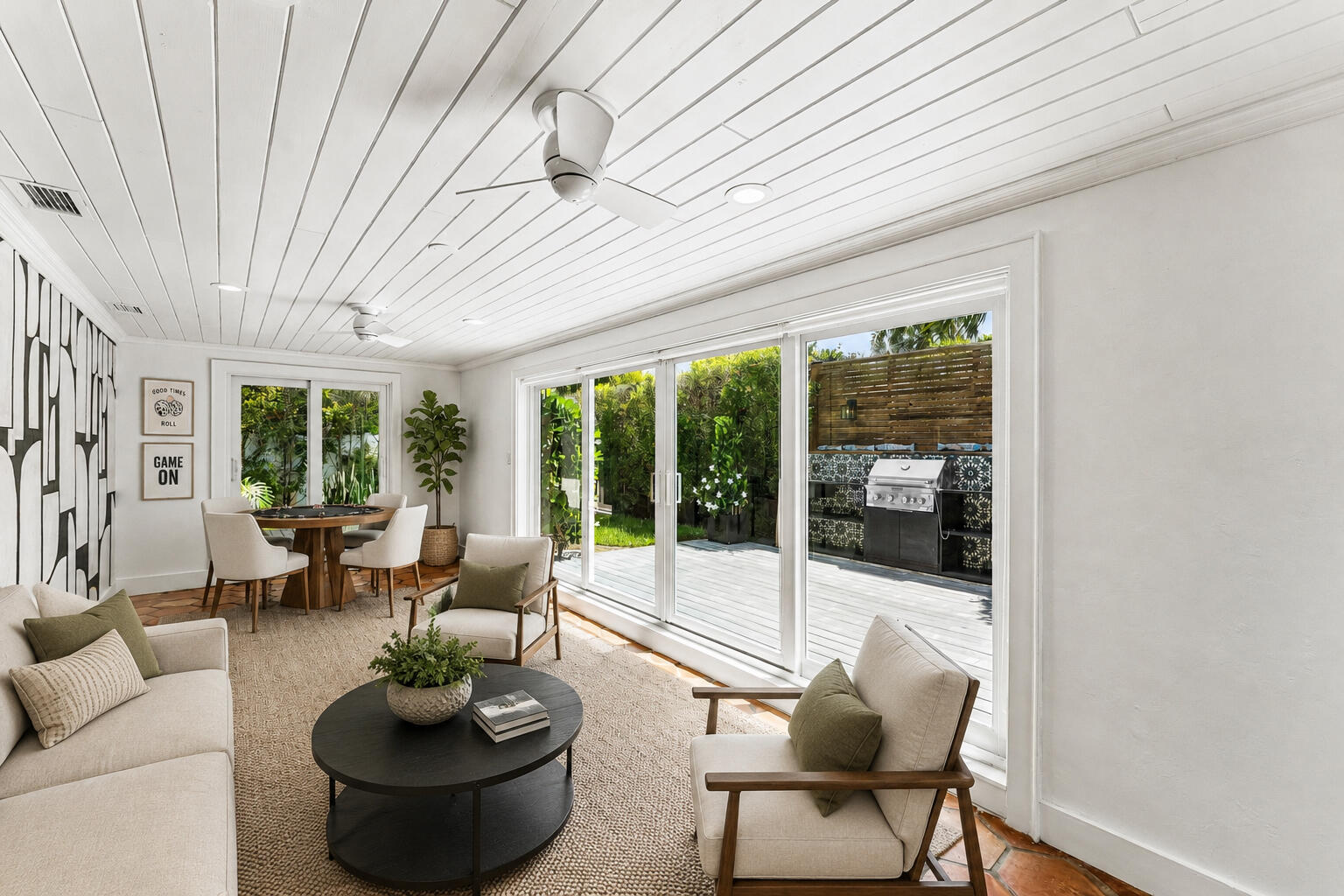 CORAL TERRACE - Residential