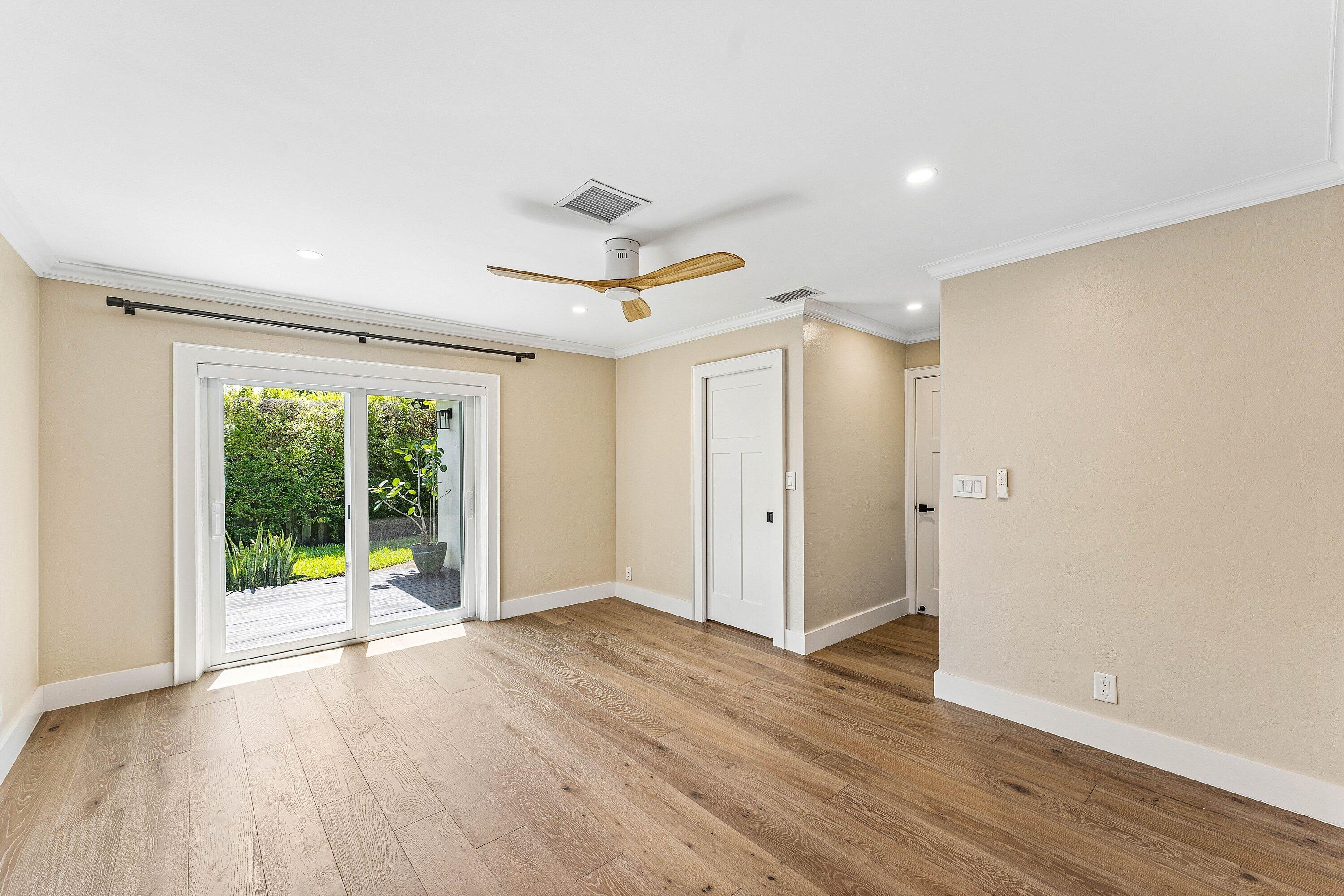 CORAL TERRACE - Residential