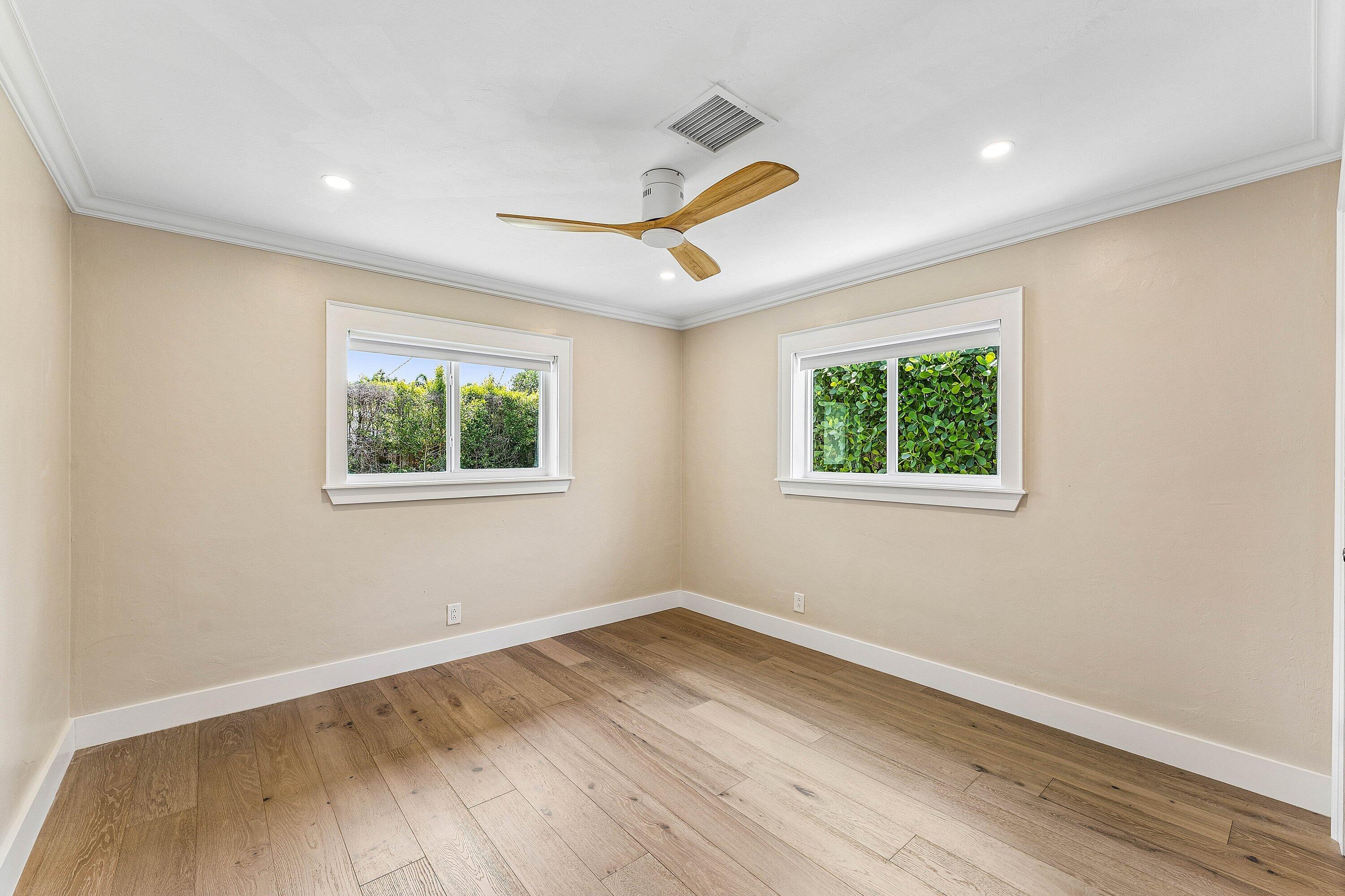 CORAL TERRACE - Residential