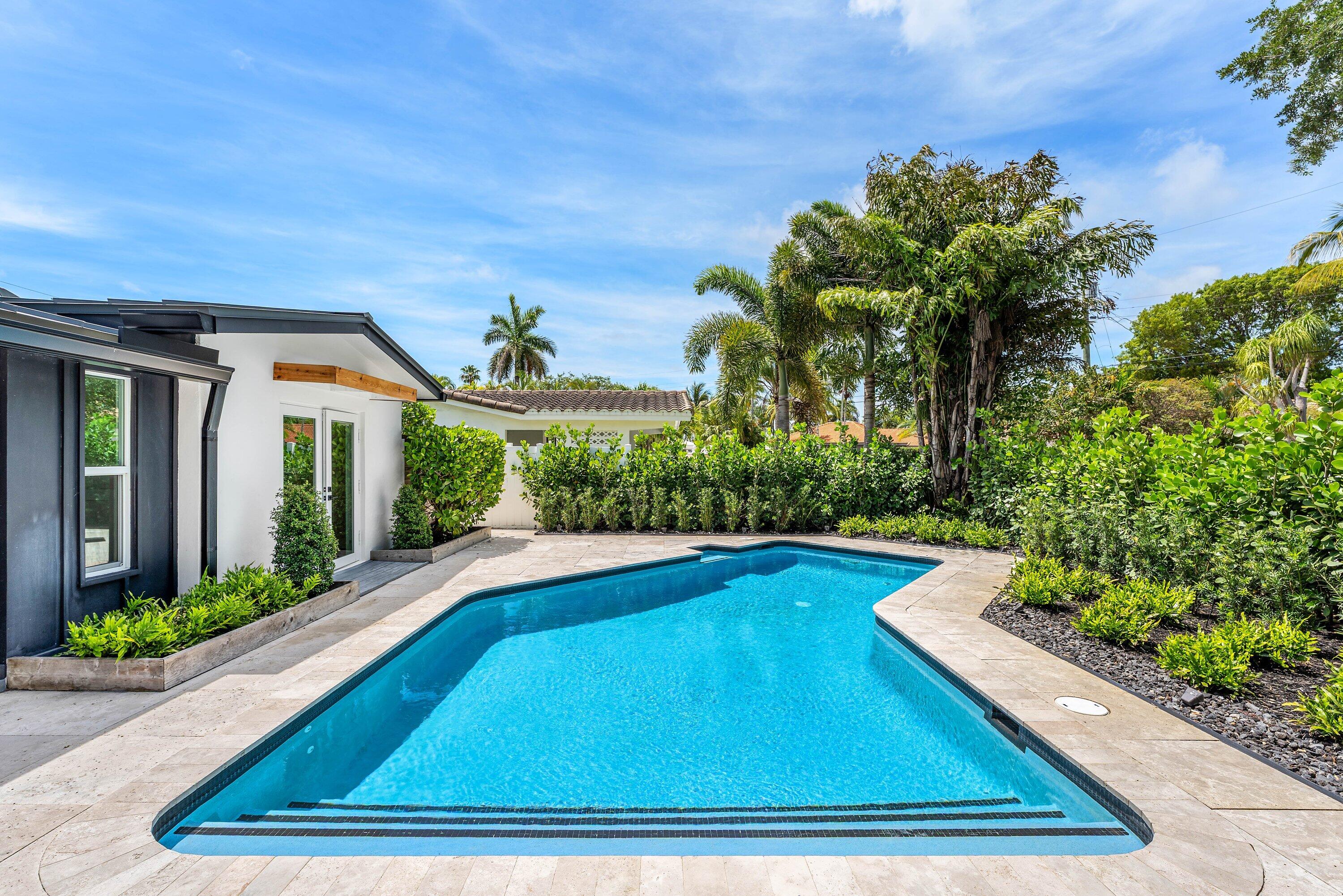 CORAL TERRACE - Residential