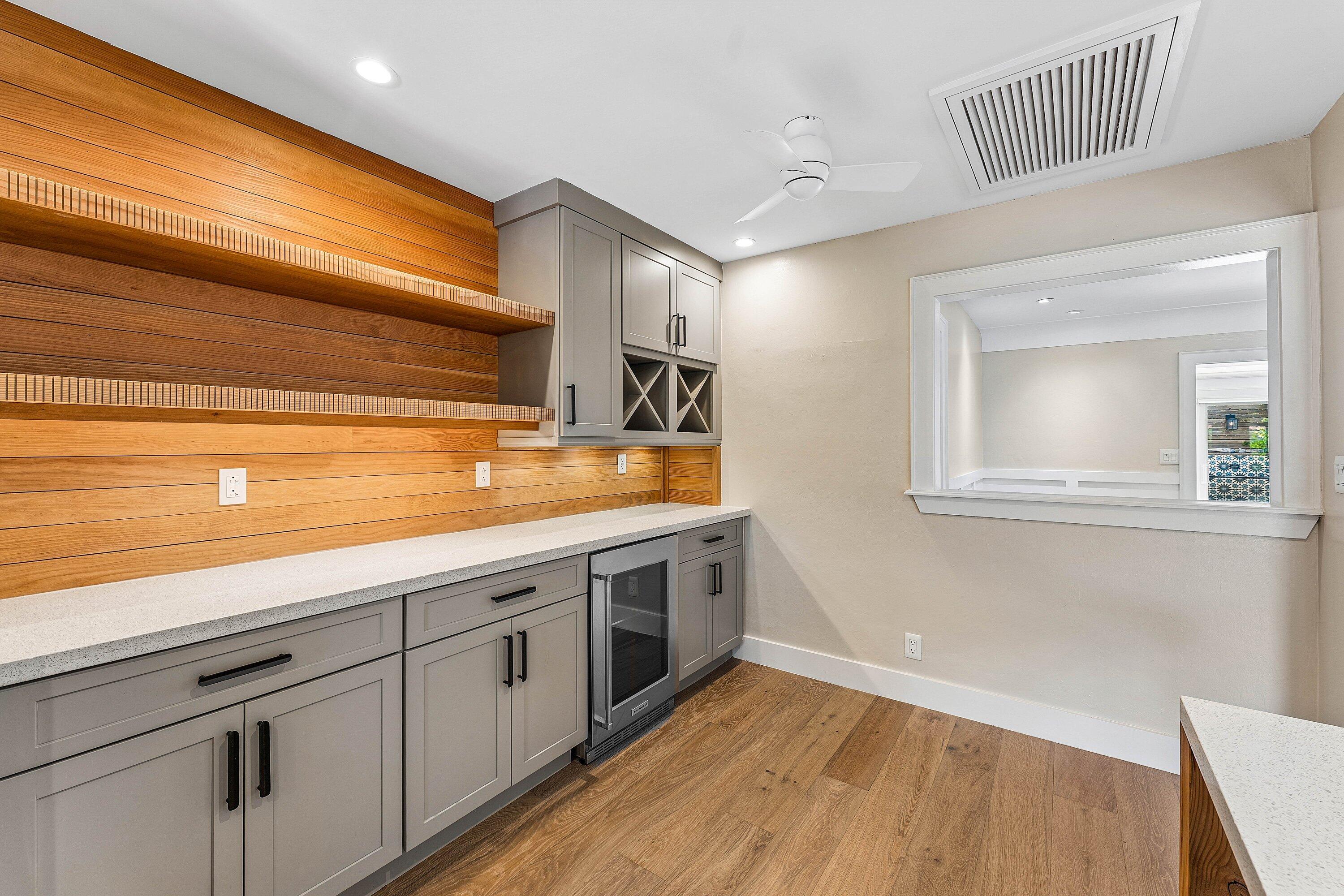 CORAL TERRACE - Residential